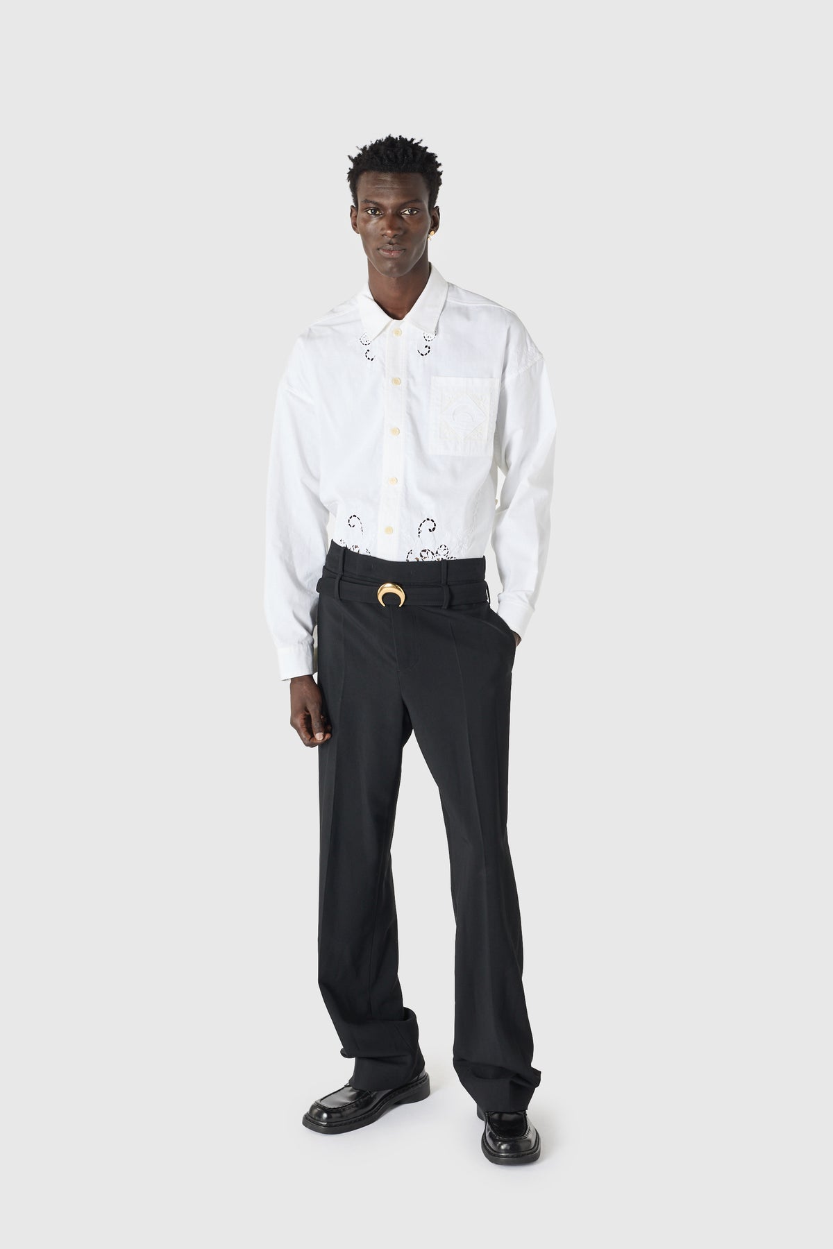 Pantalon tailleur ceinturé en serge de laine, image 4 sur 9