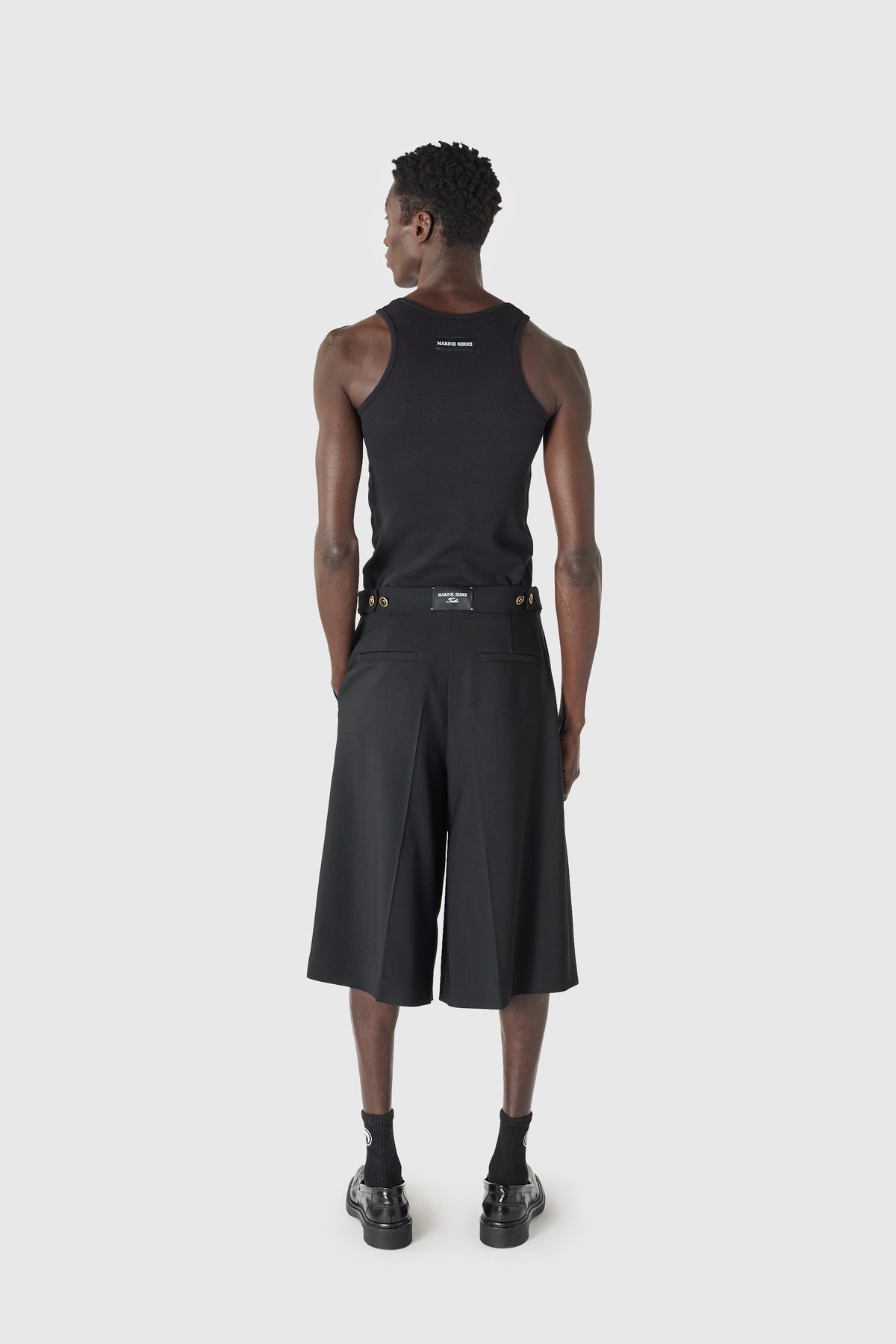 Tailored wool serge bermuda with pleats