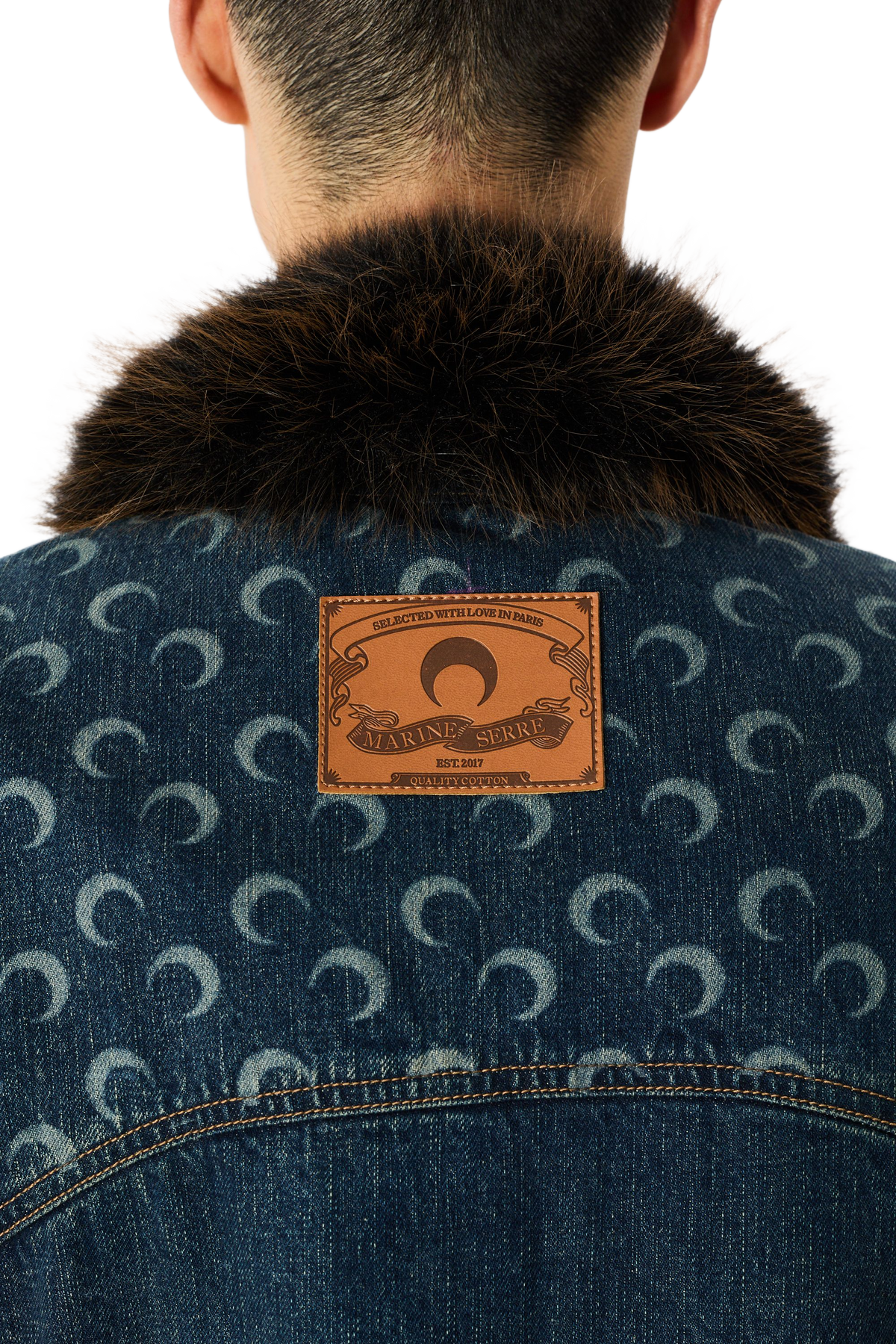 BLOUSON EN DENIM BLEU FONCÉ DÉLAVÉ À MOTIF LUNE AU LASER, image 9 sur 10