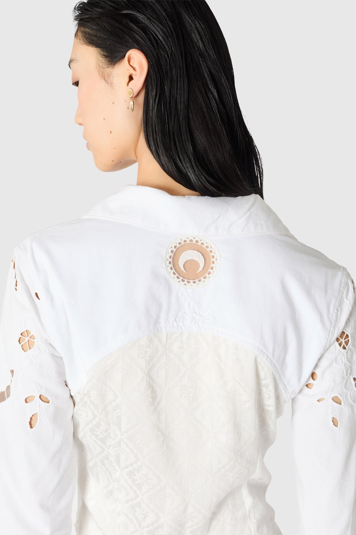 Chemise à manches longues lacée en linge de maison régénéré