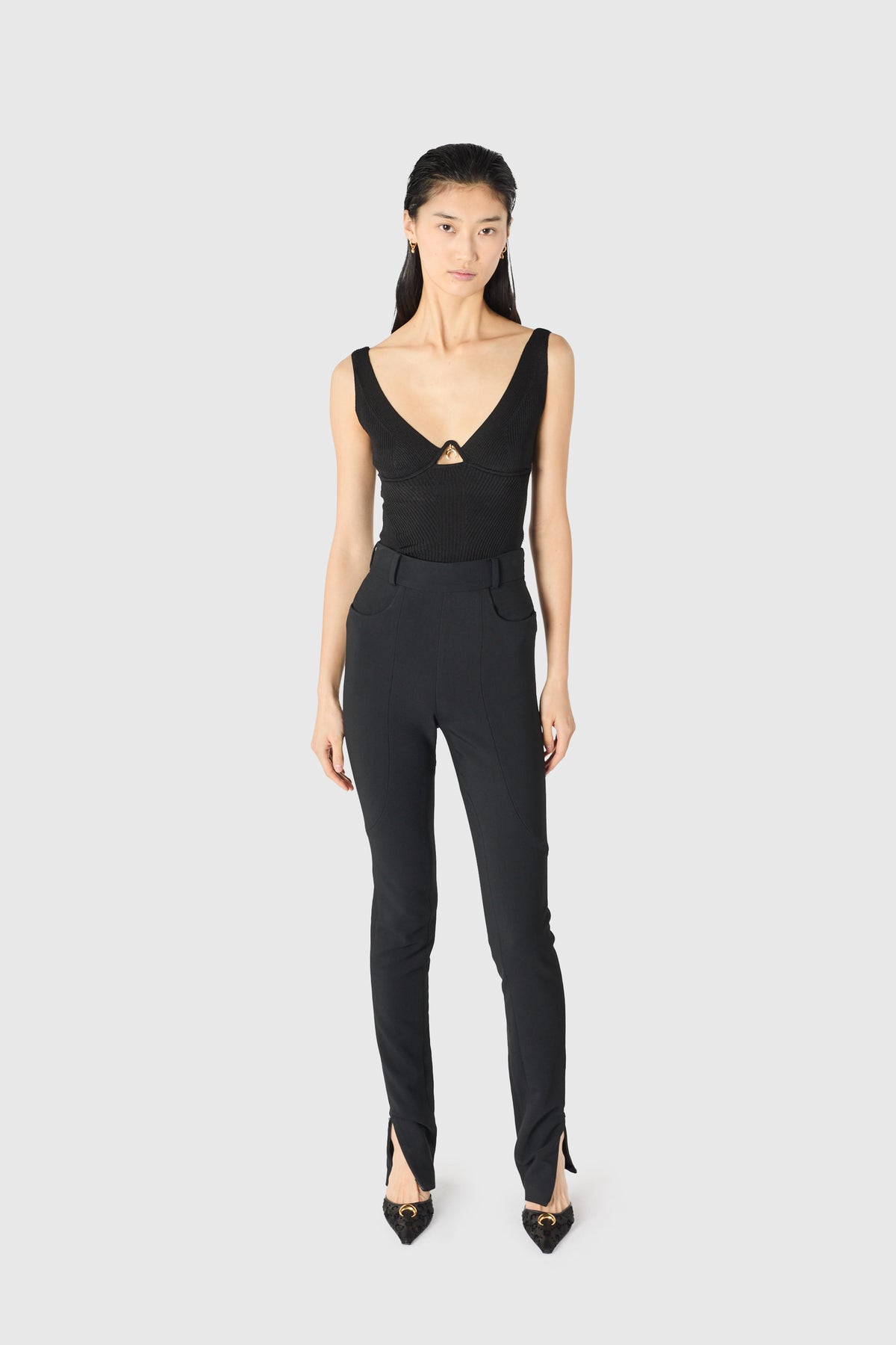 Knitted tank top with straps