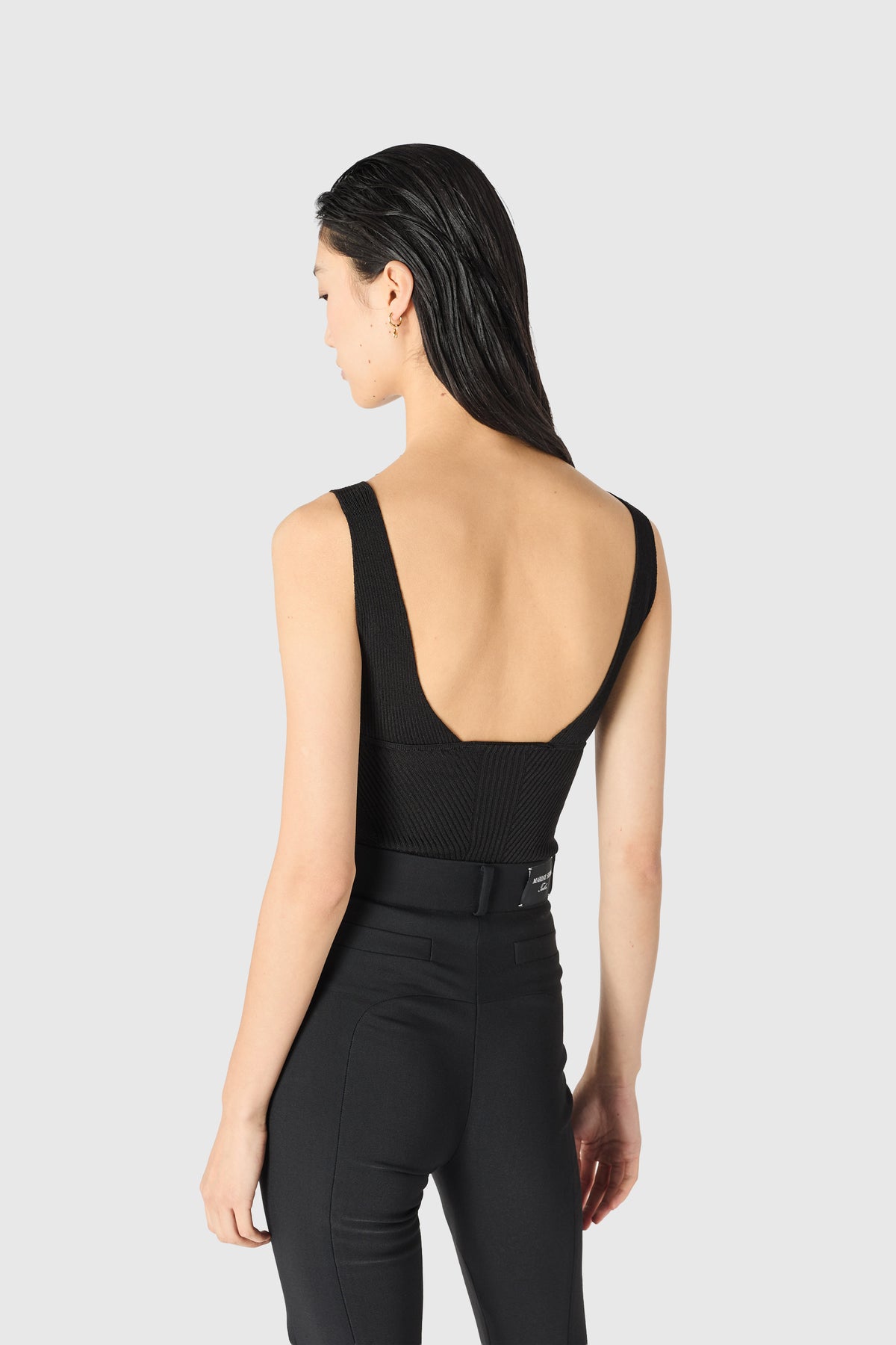 Knitted tank top with straps