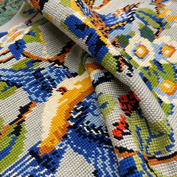 product-material_regenerated-floral-tapestrie-bag