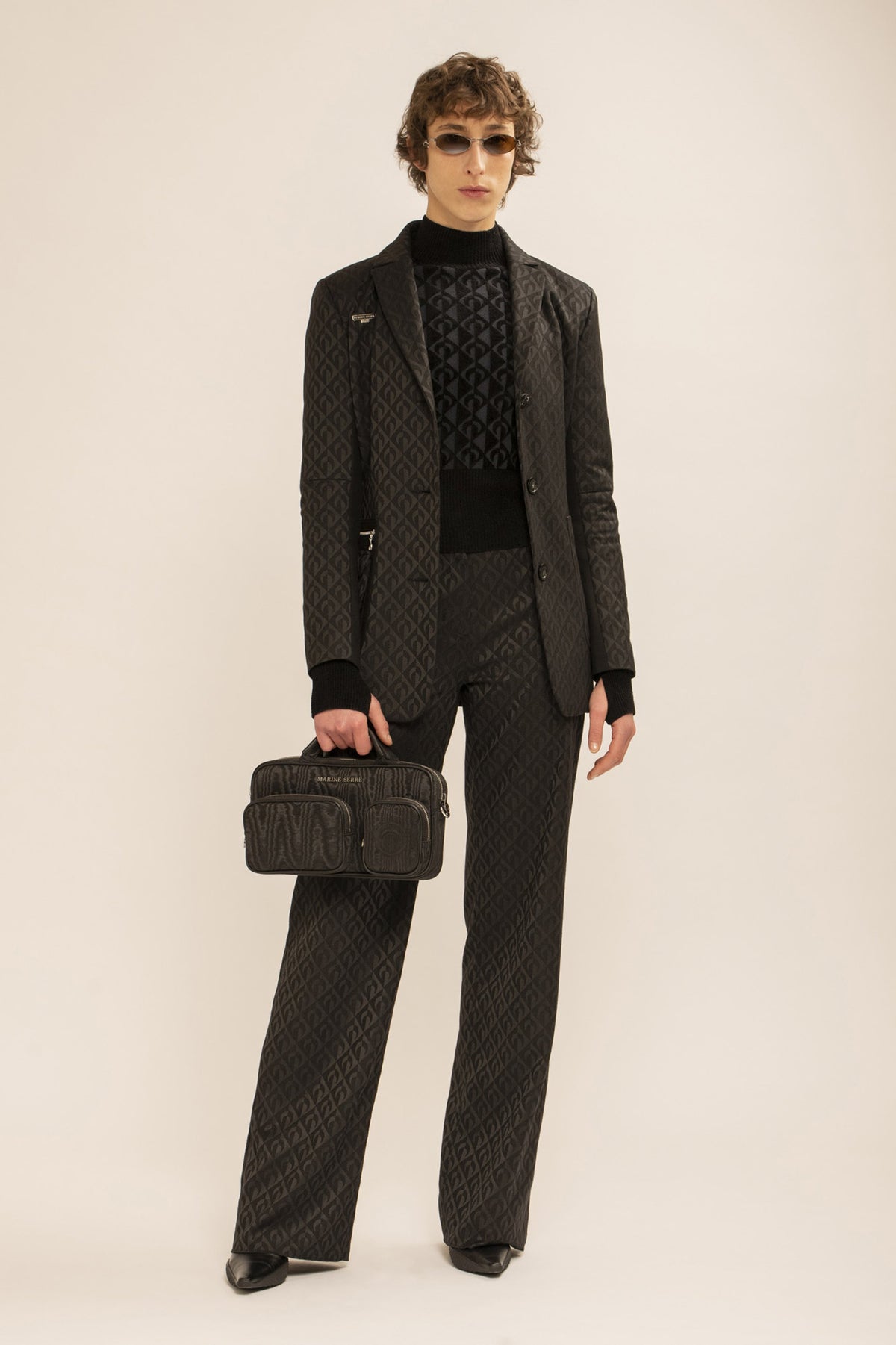 LOOK 22