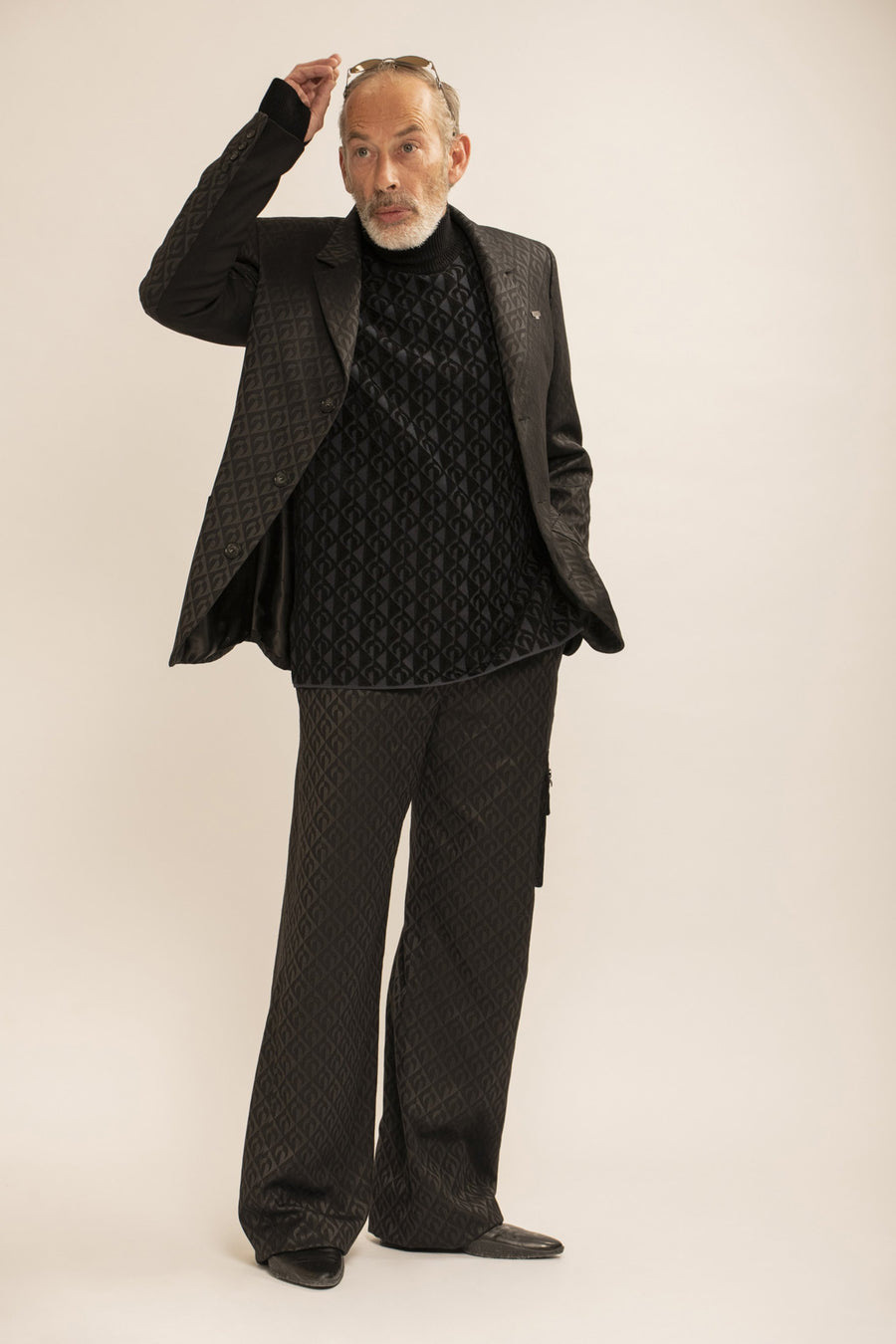 LOOK 23