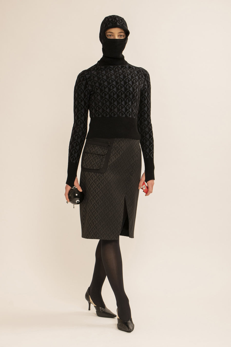 LOOK 24