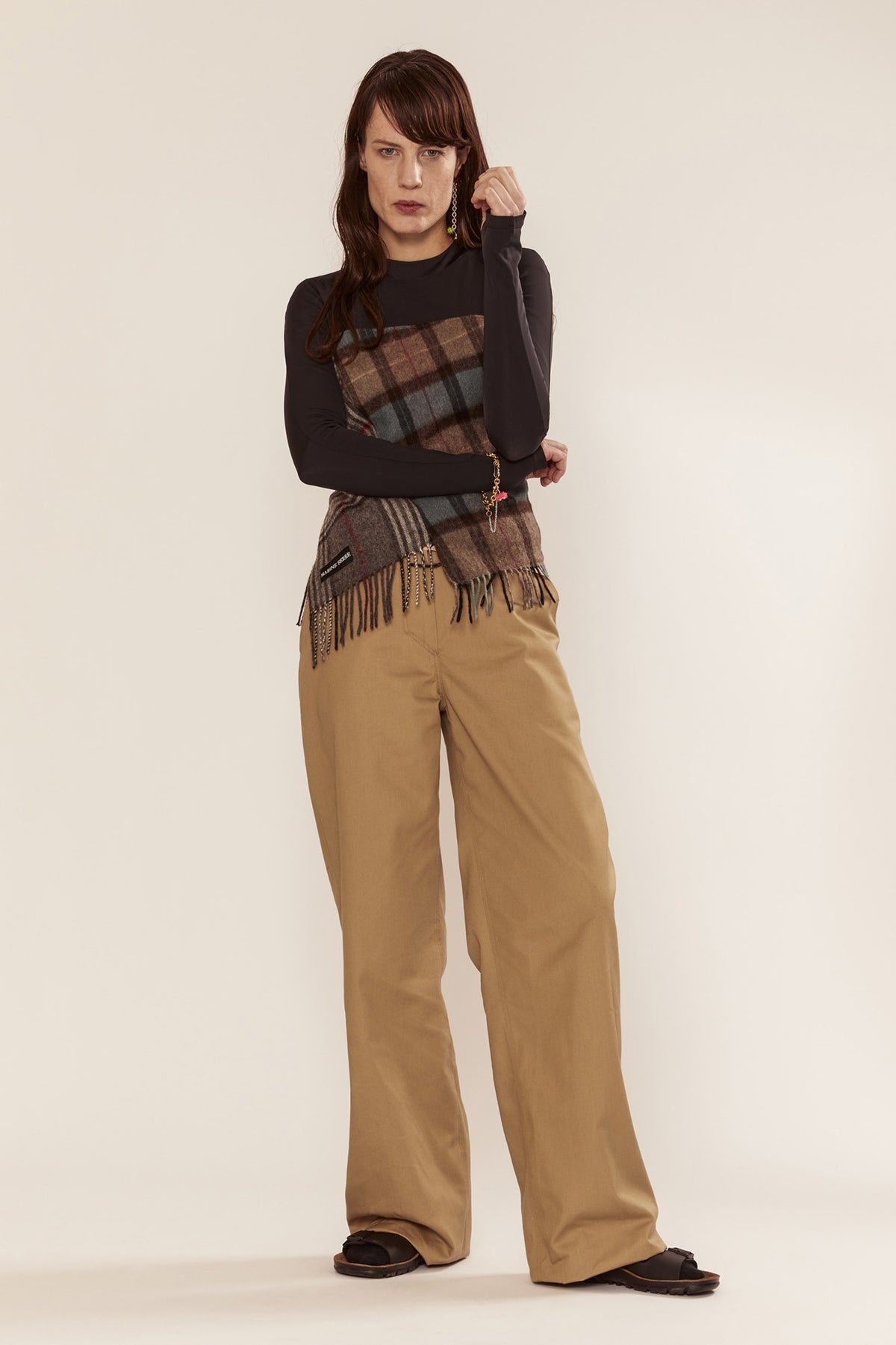 LOOK 28