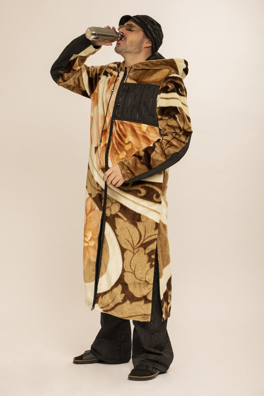 LOOK 44