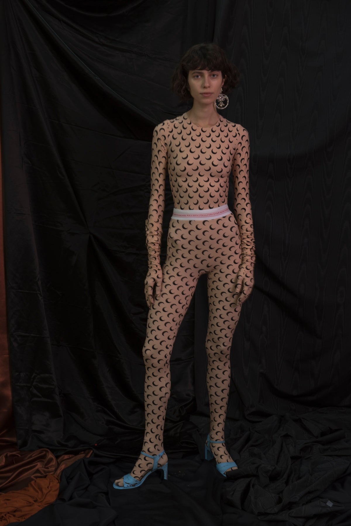 LOOK 2