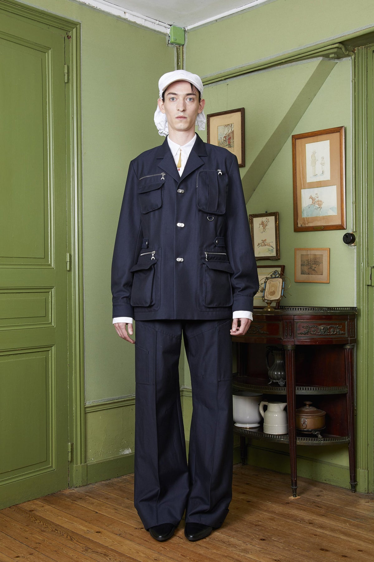 LOOK 42