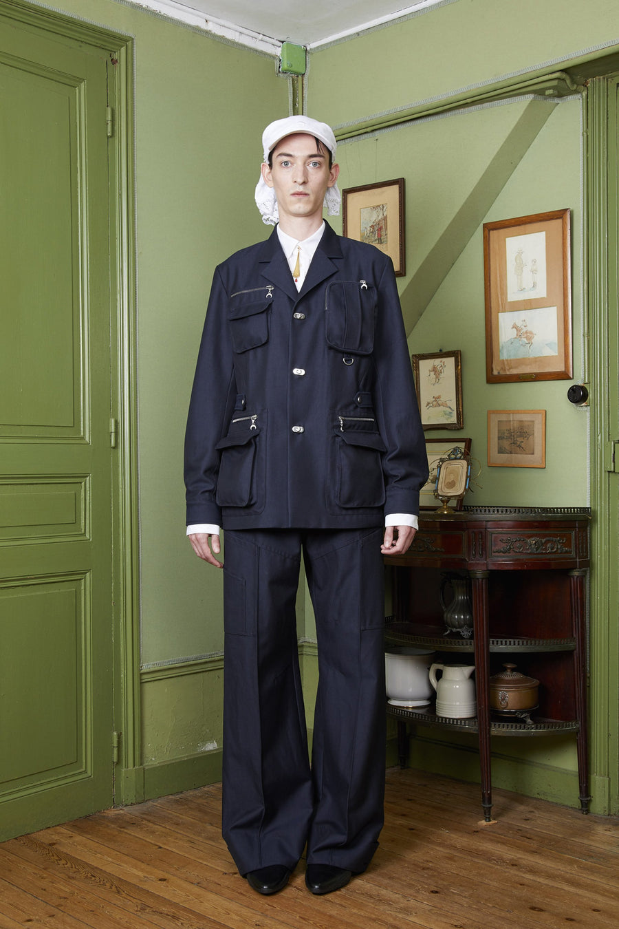 LOOK 42