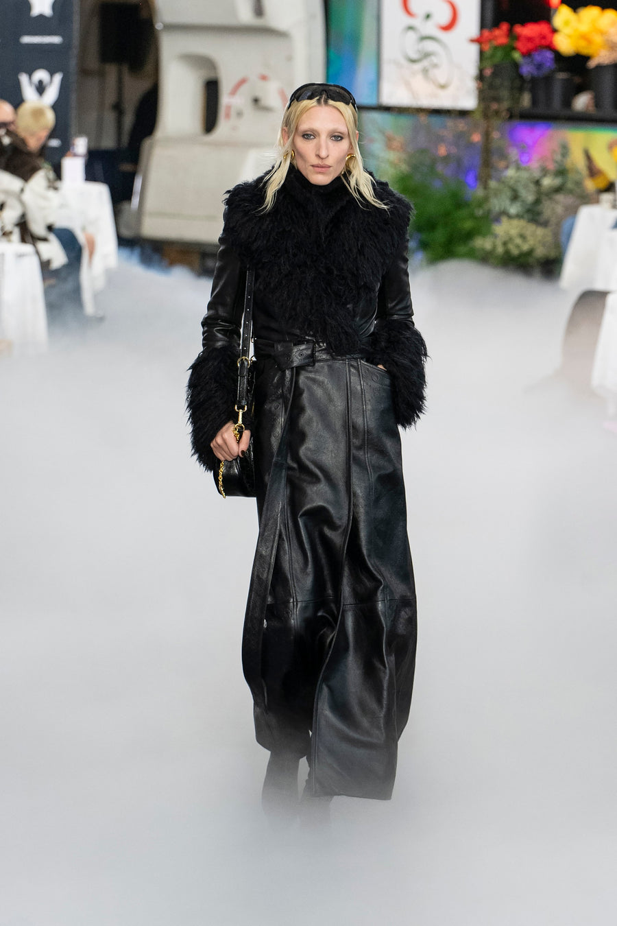 Look 1