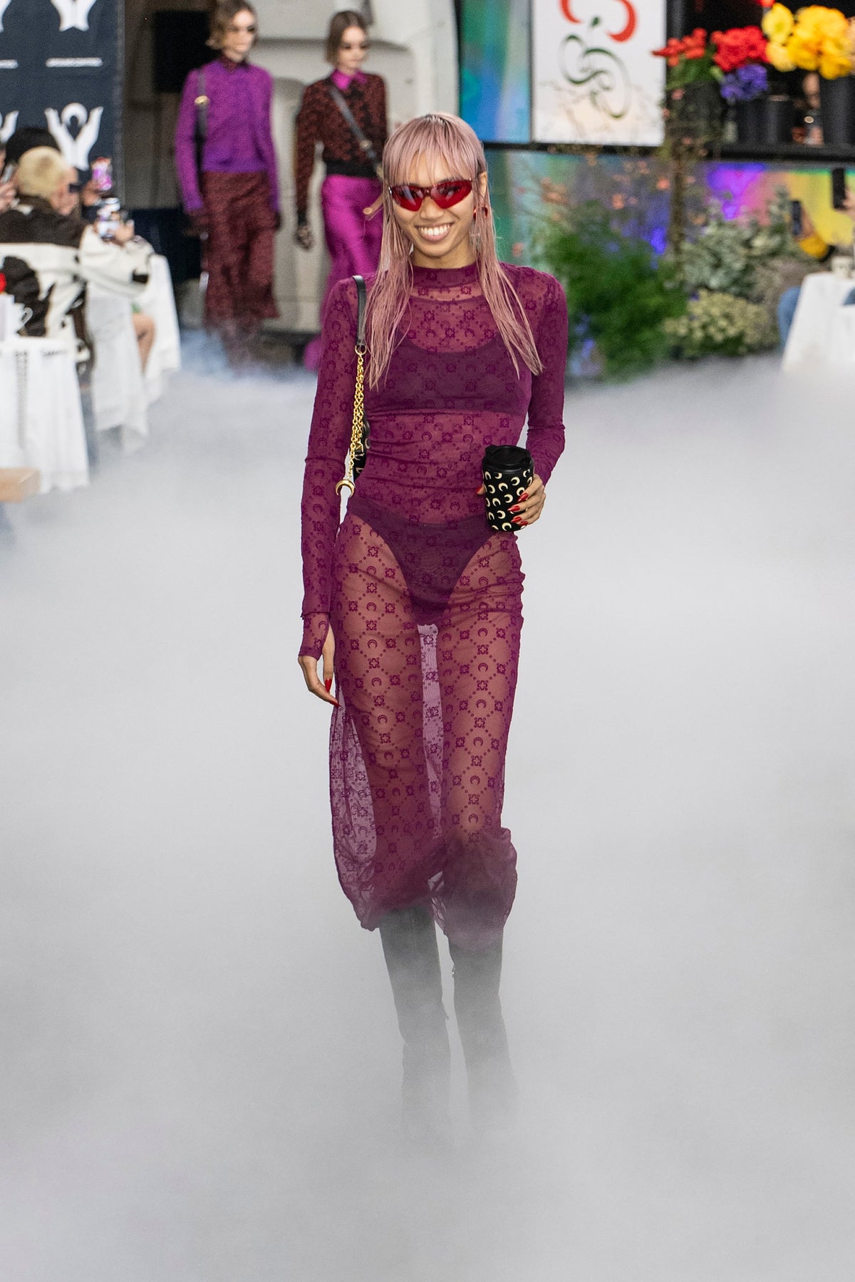 Look 18