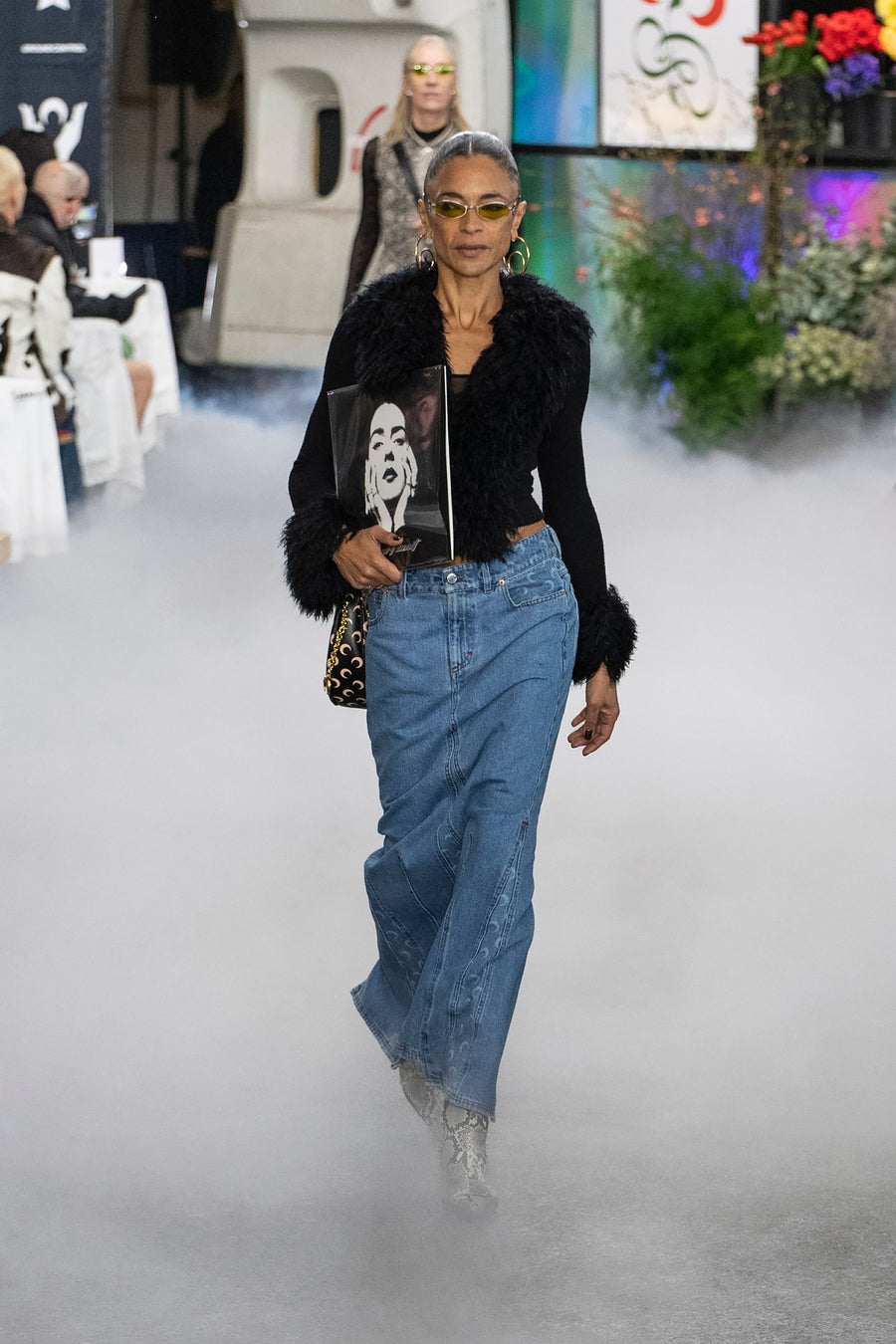 Look 27