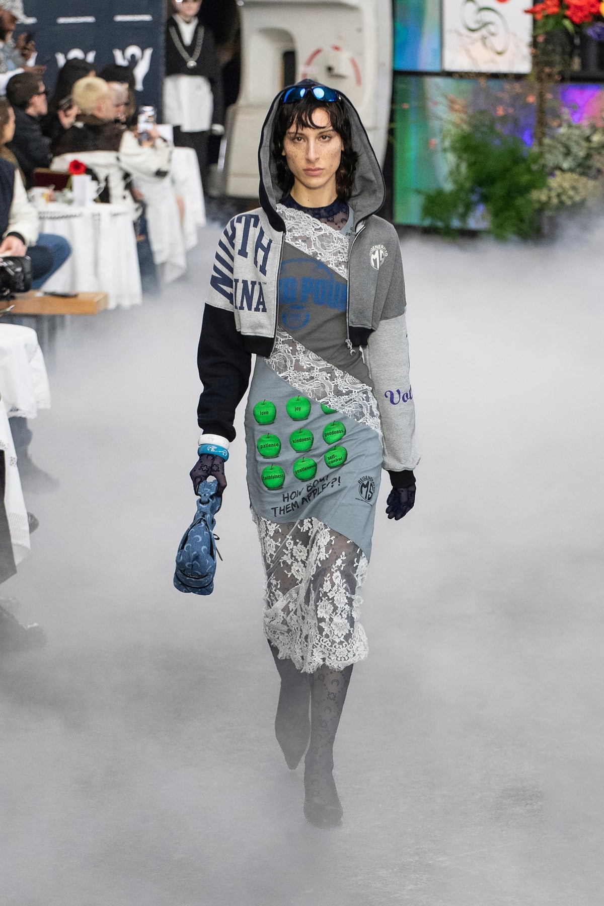 Look 33