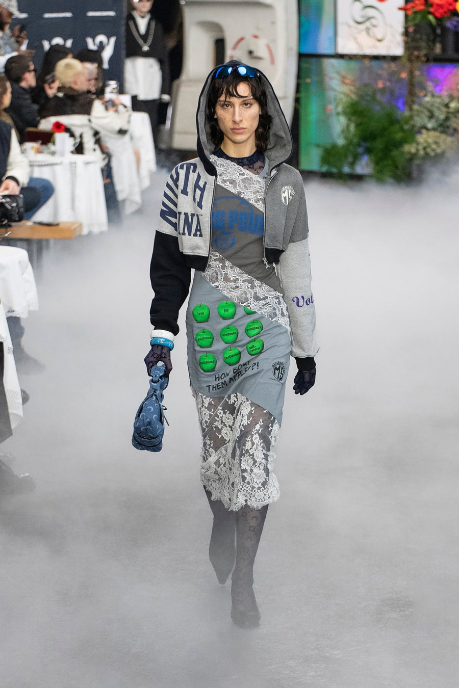 Look 33