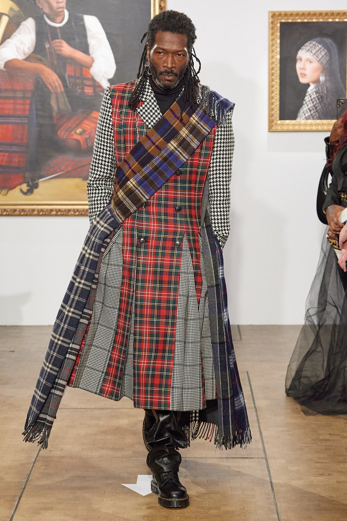 LOOK 11