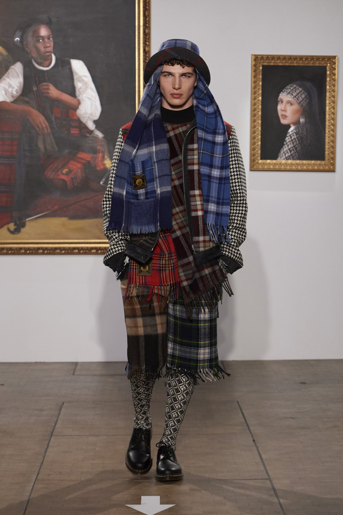 LOOK 12