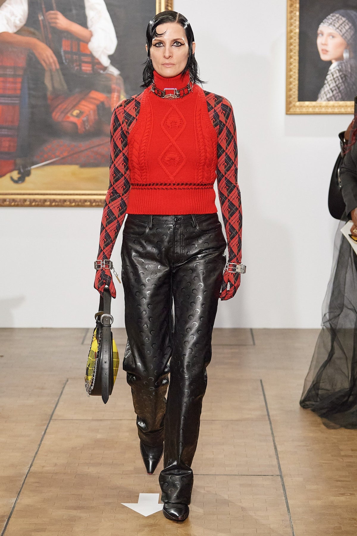 LOOK 14