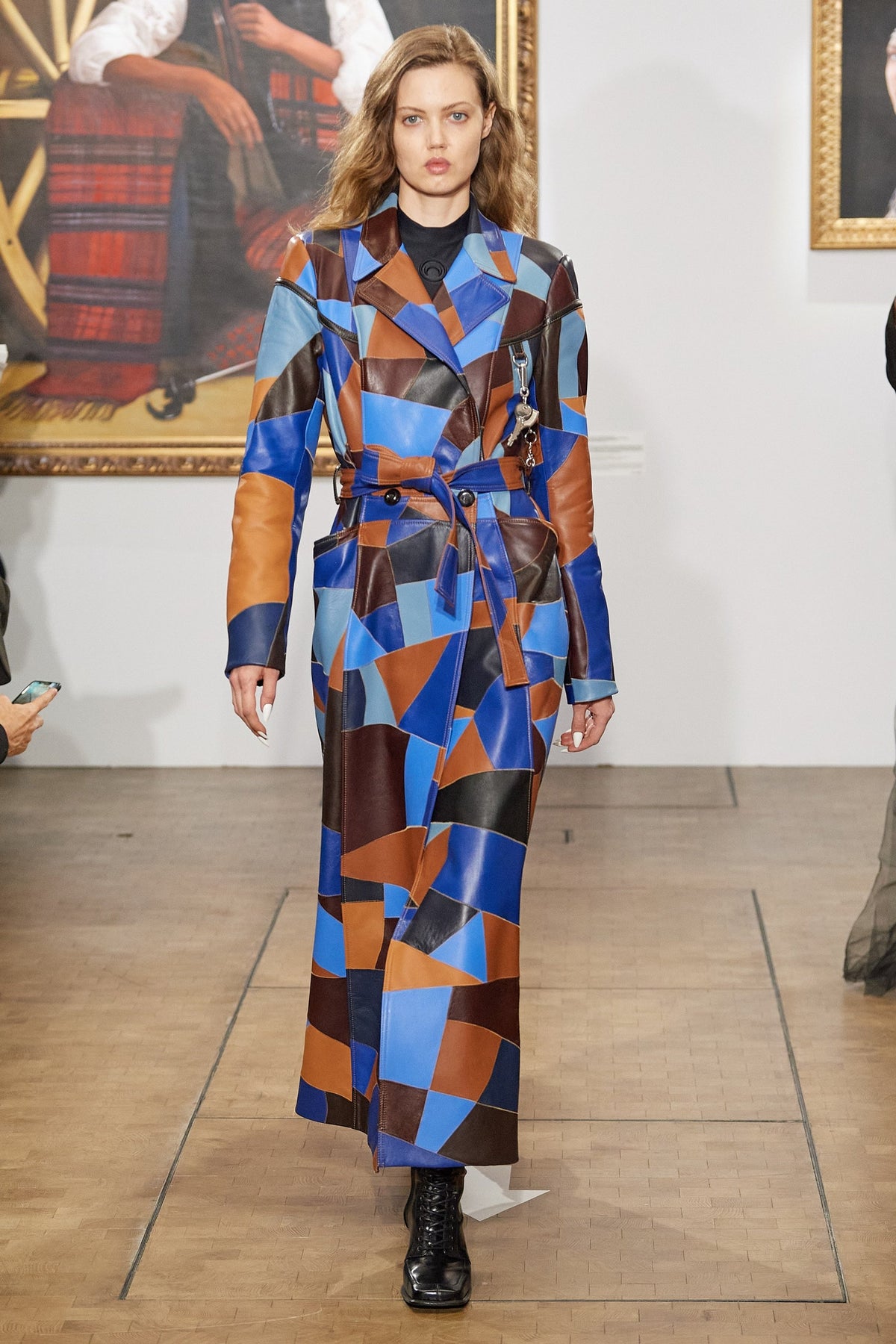 LOOK 25