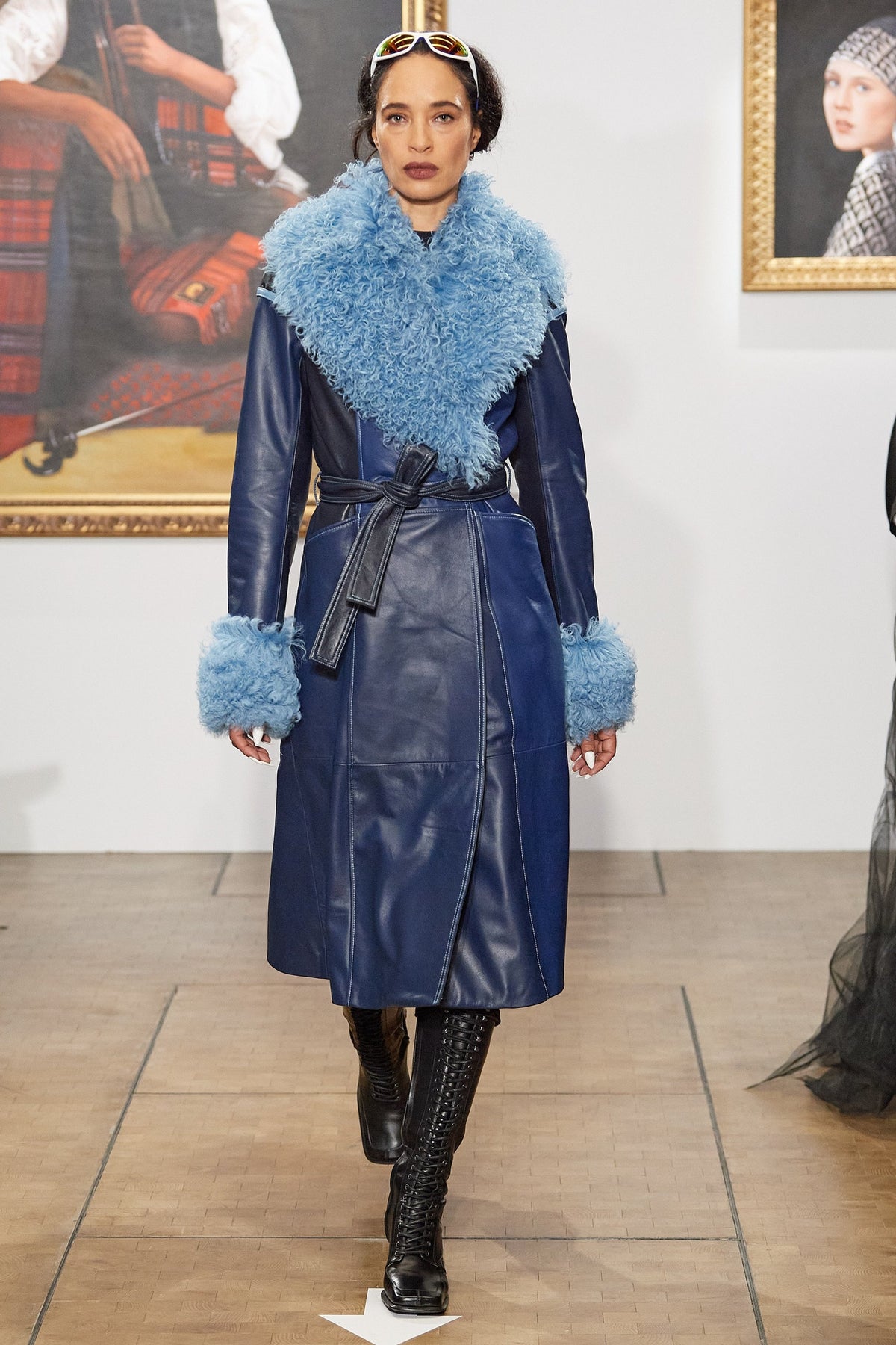 LOOK 26
