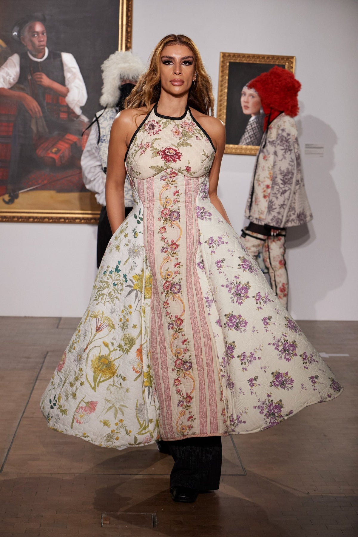 LOOK 28