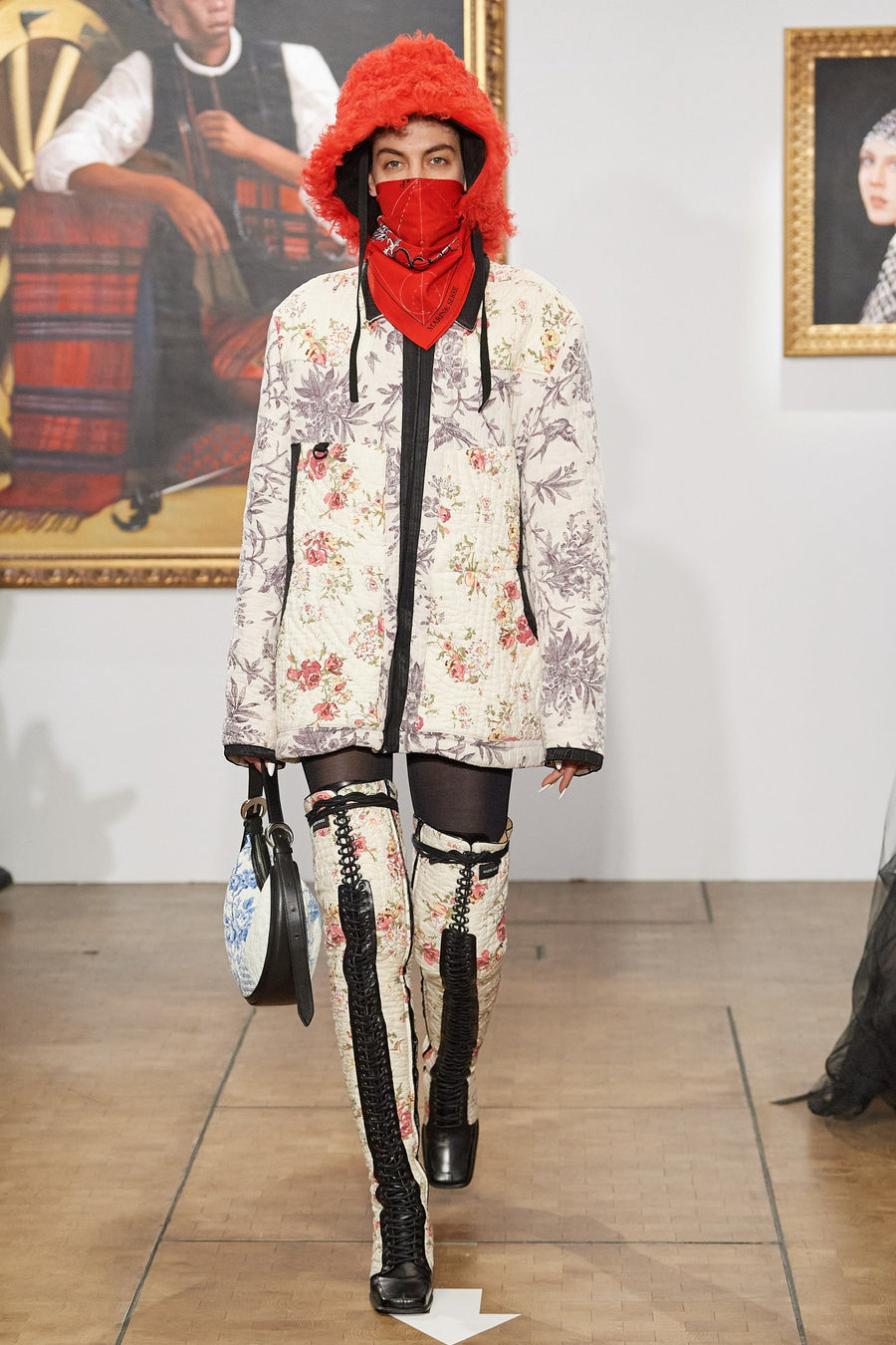 LOOK 30