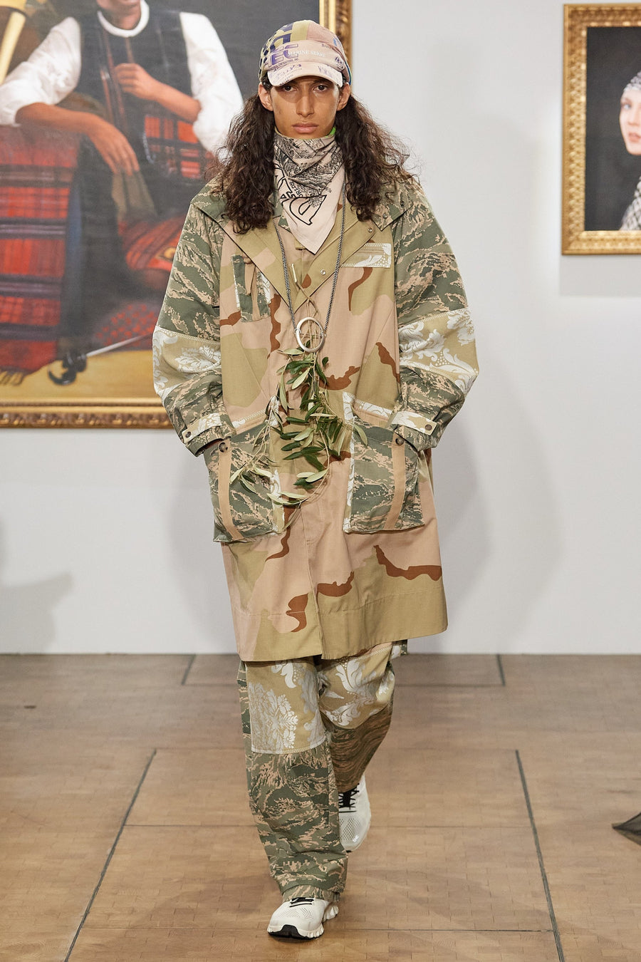 LOOK 35