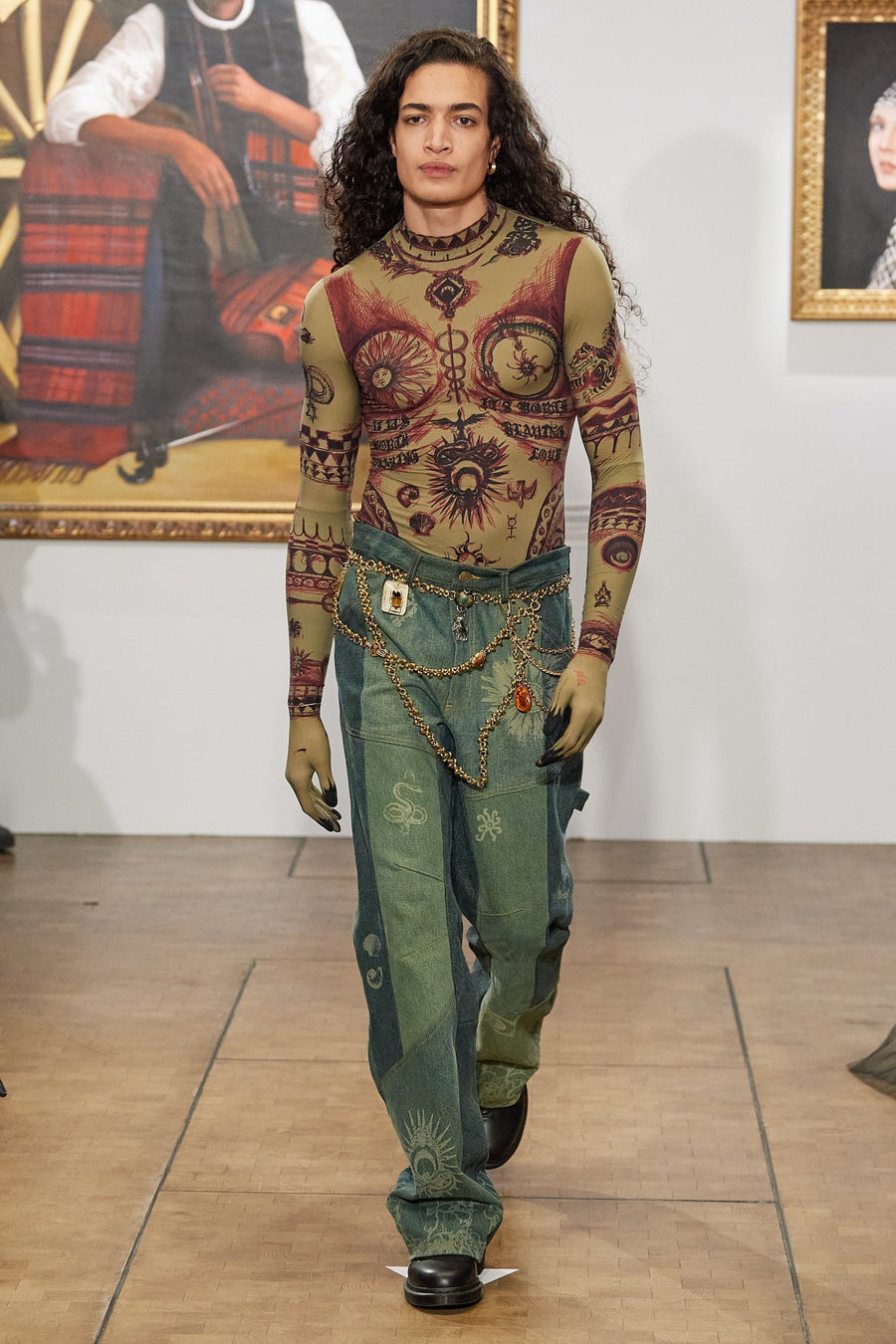 LOOK 42