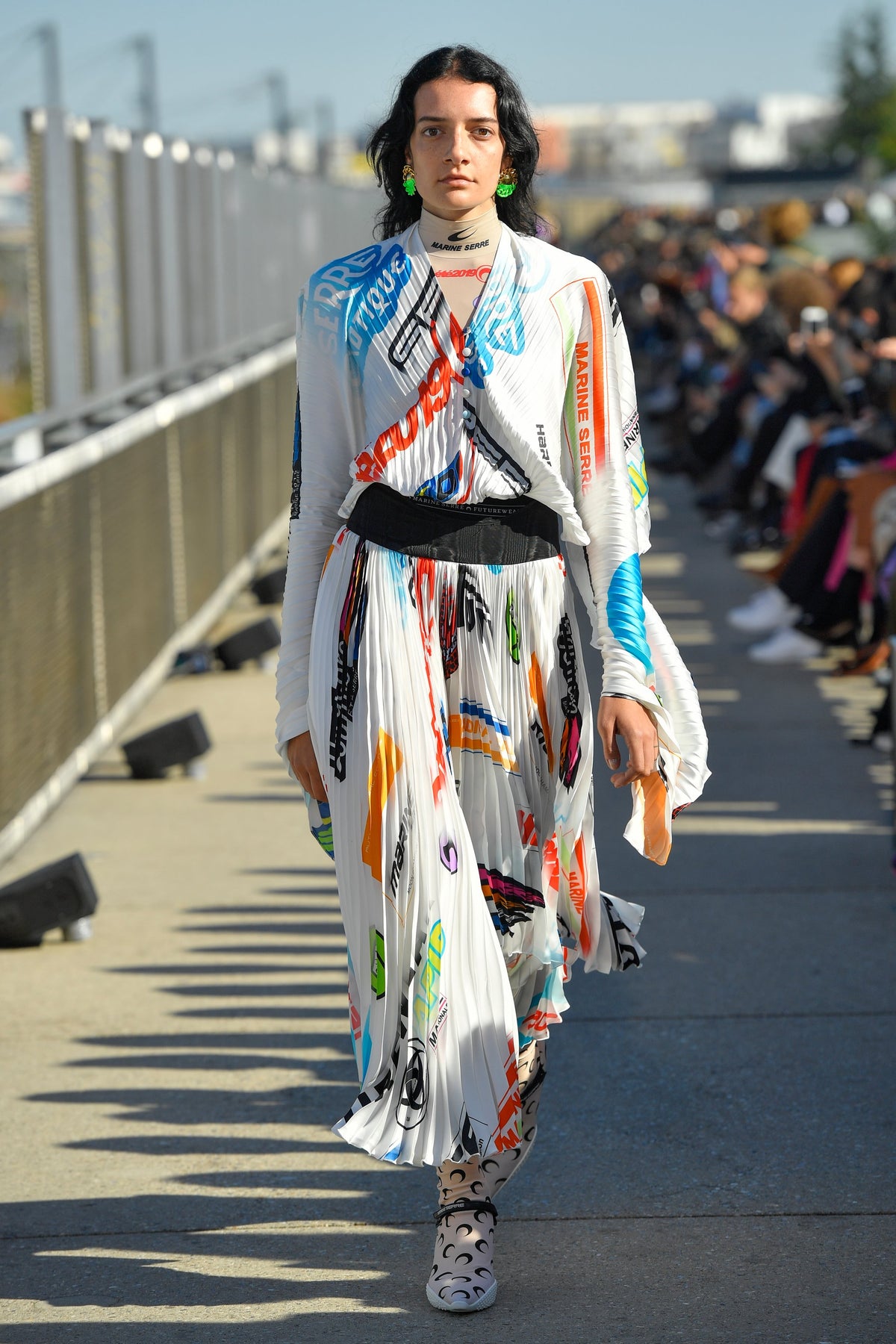 LOOK 6