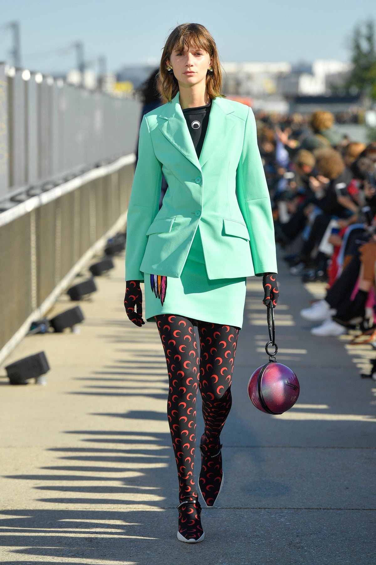 LOOK 15
