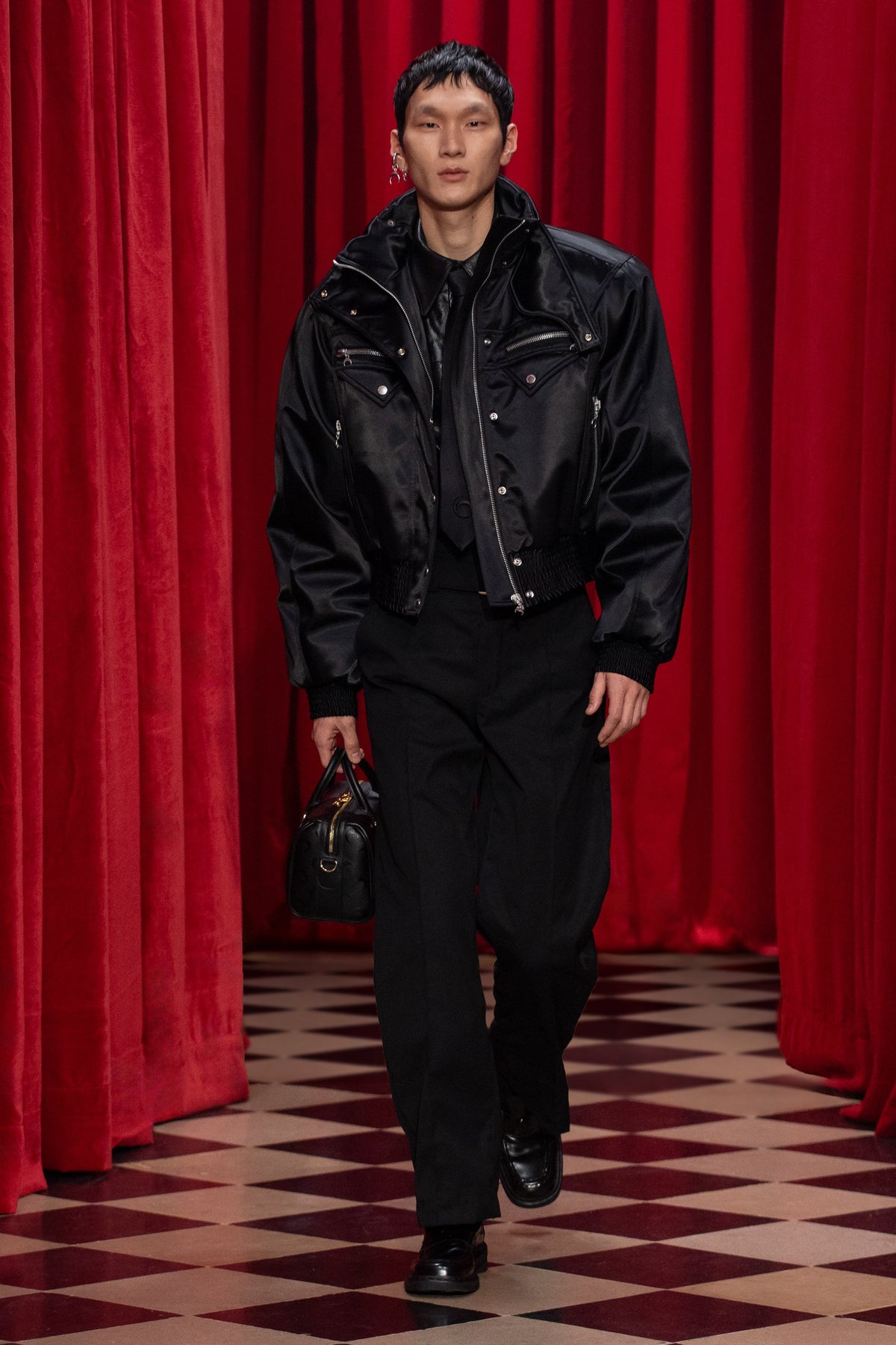 Look 30