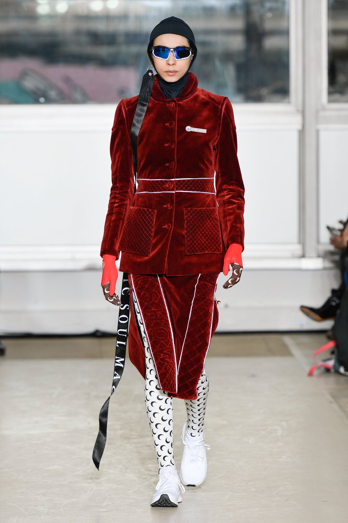 LOOK 7
