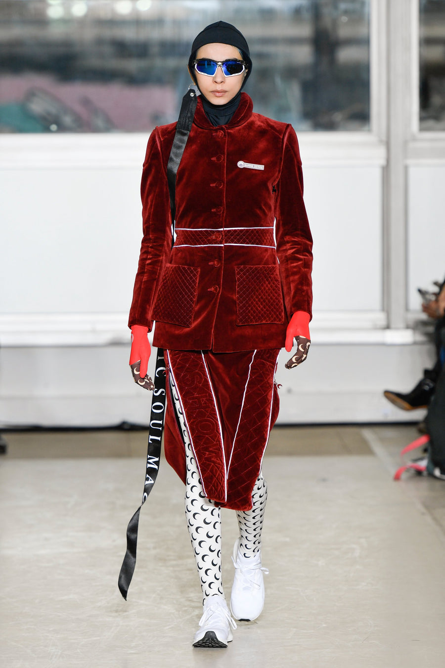 LOOK 7