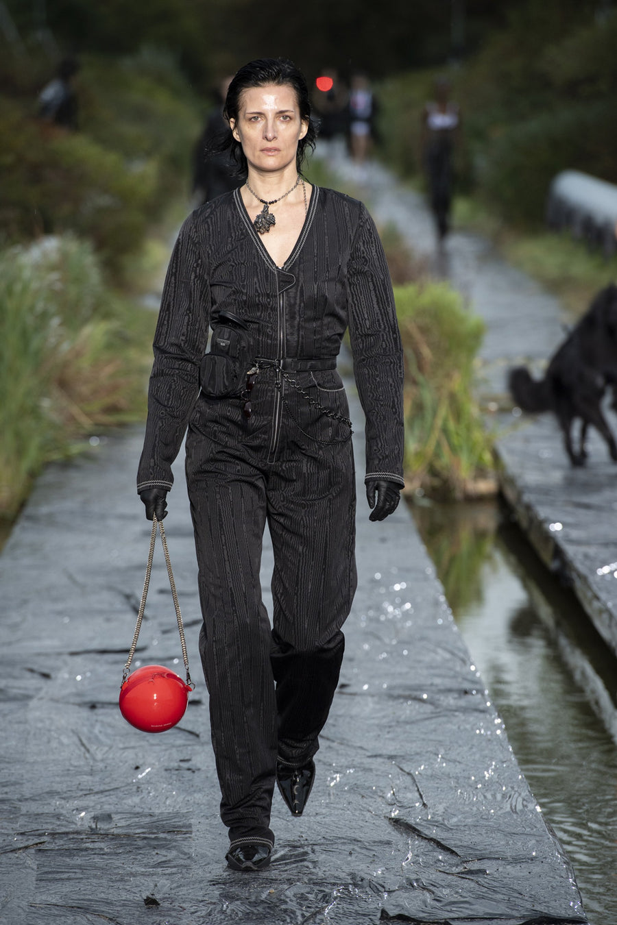 LOOK 3