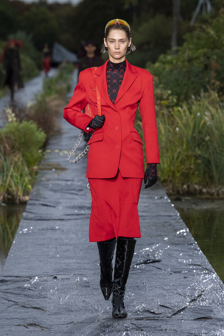 LOOK 14