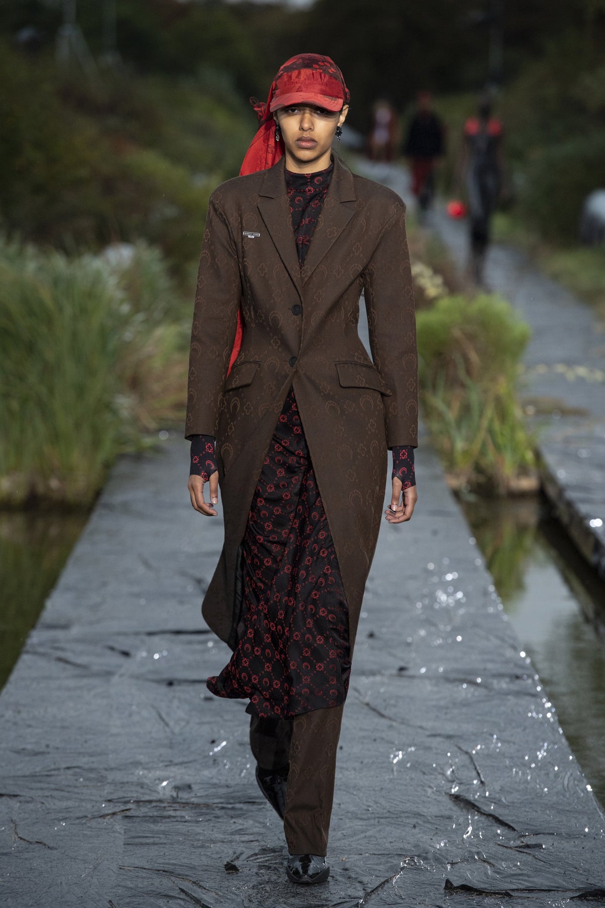 LOOK 17