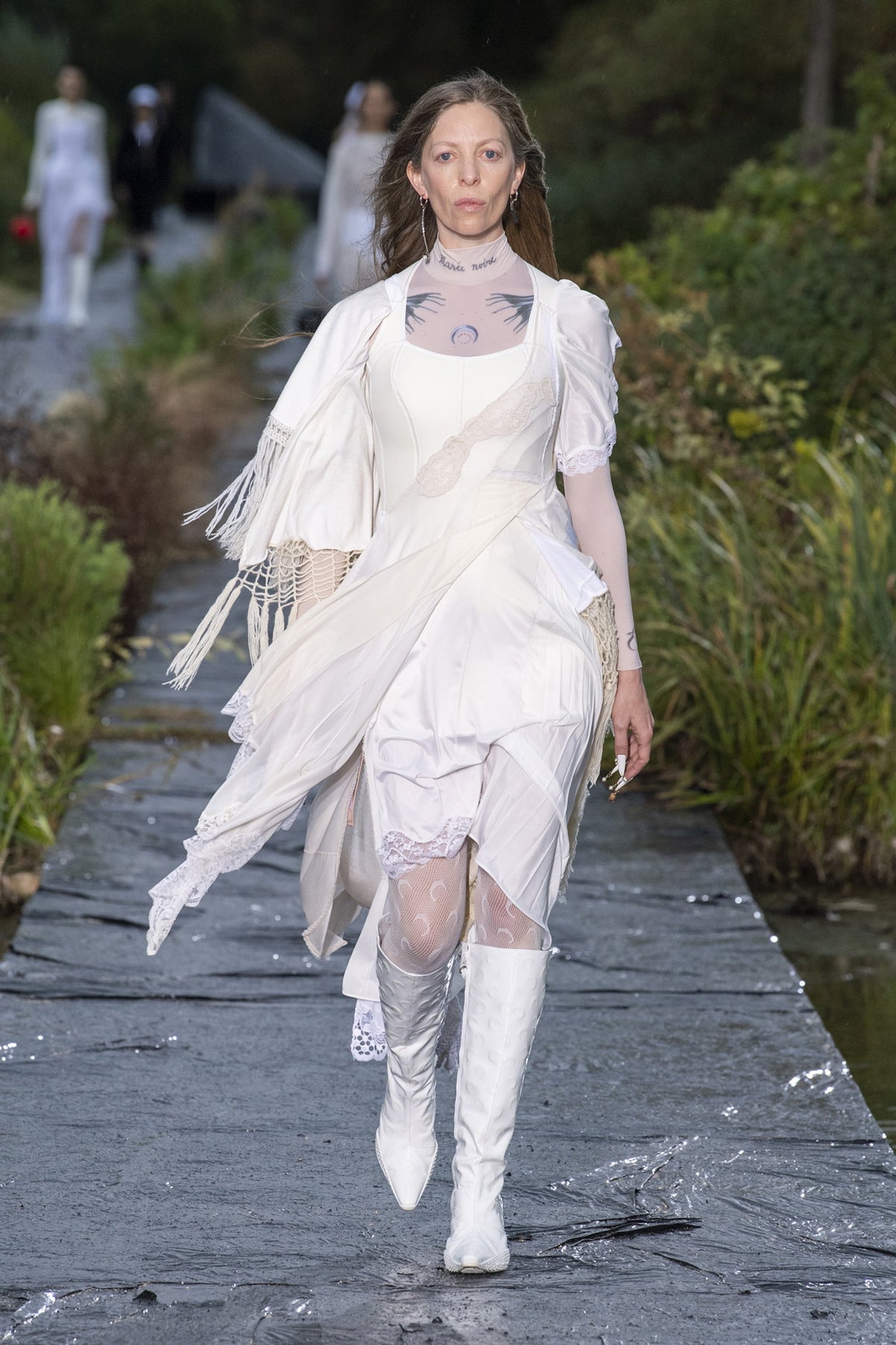 LOOK 30