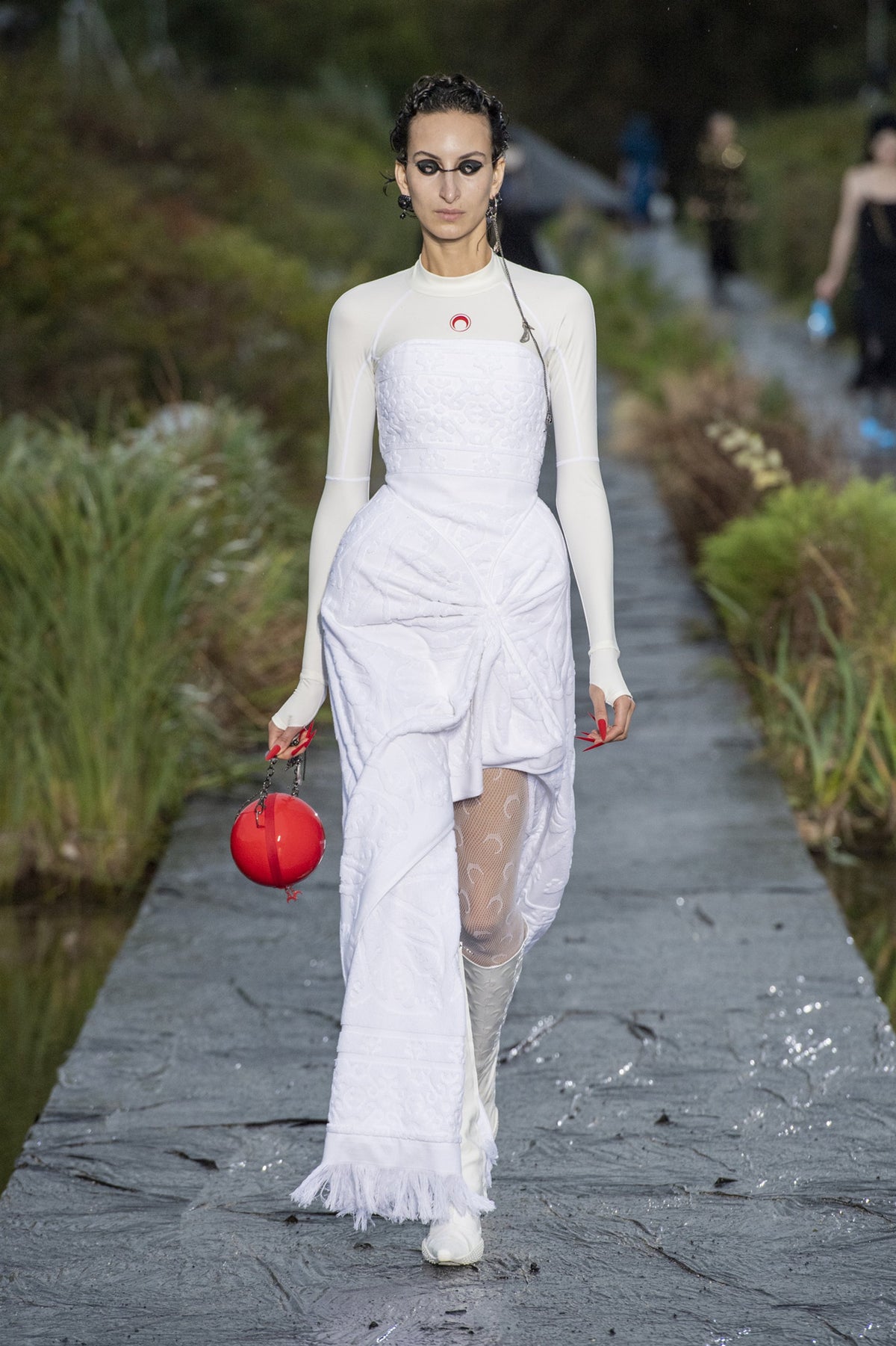 LOOK 33