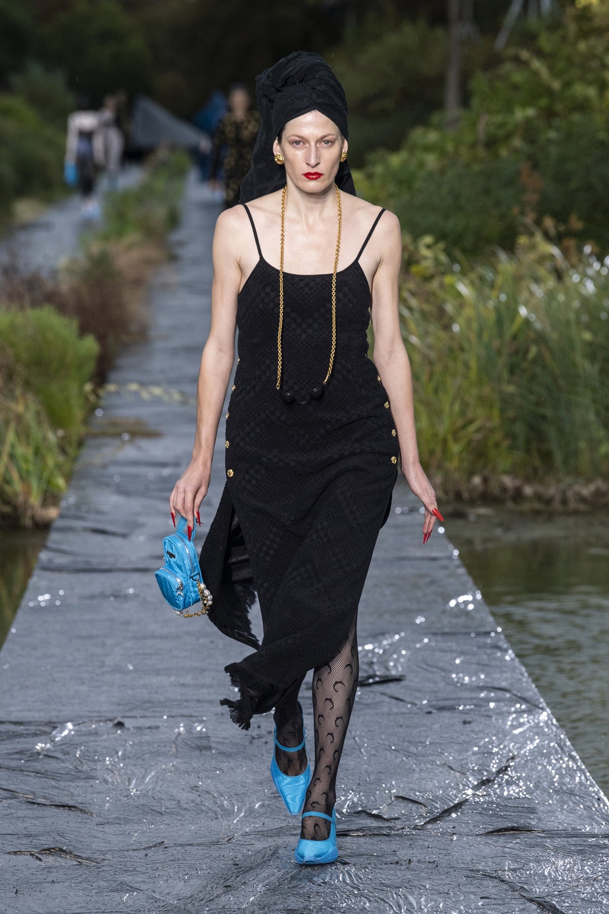 LOOK 36