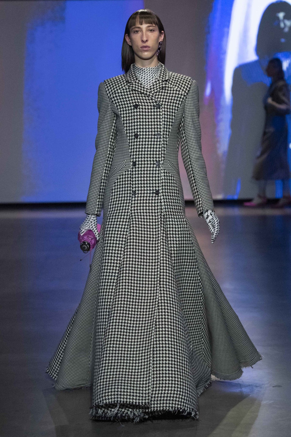 LOOK 7