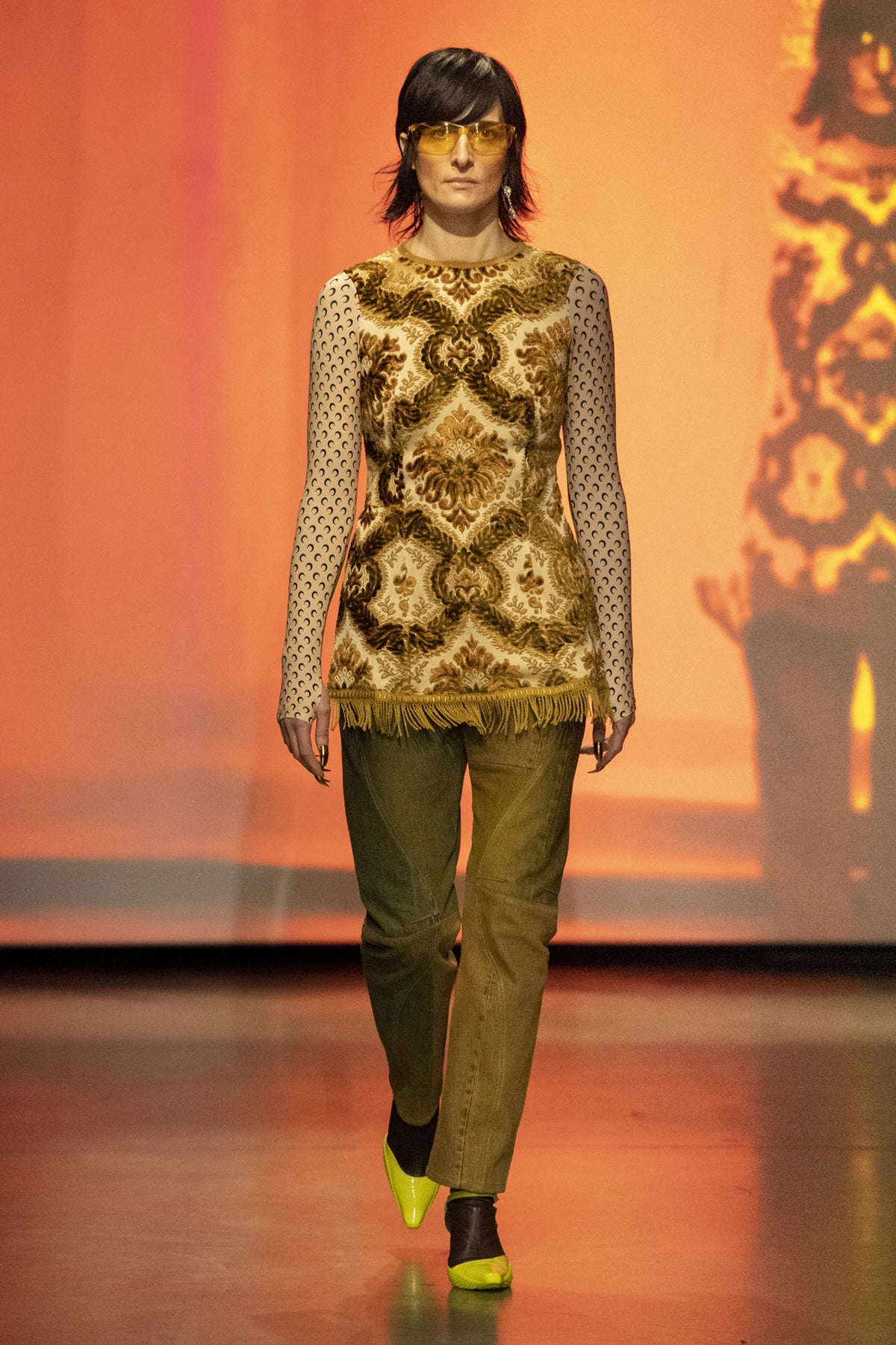 LOOK 36