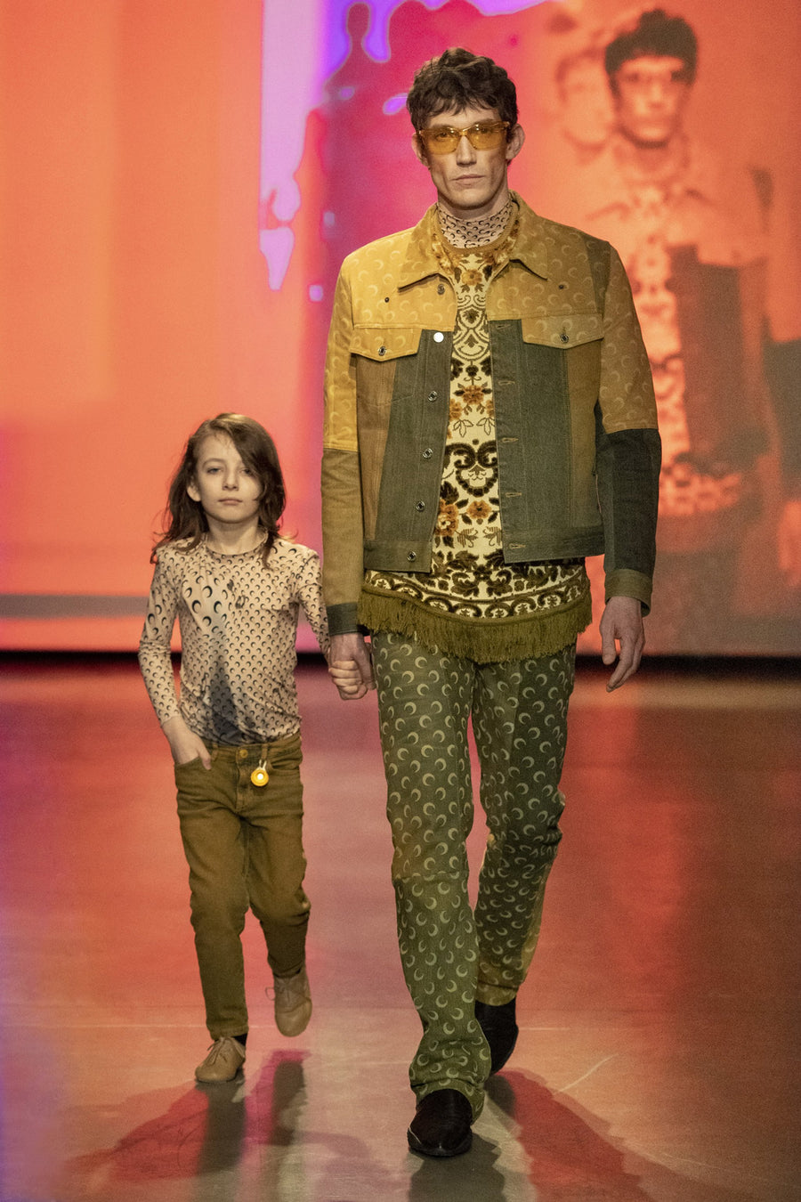 LOOK 37