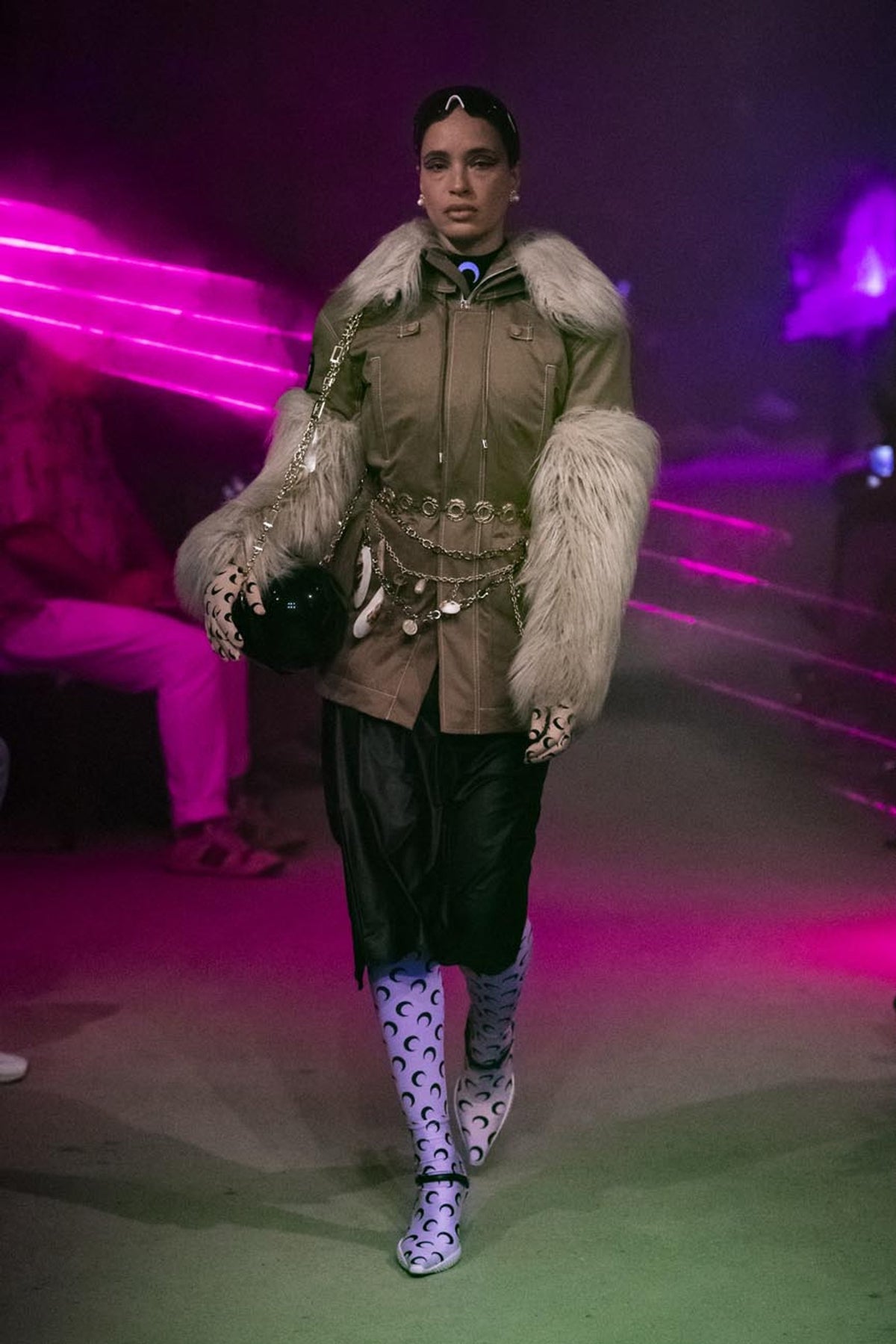 LOOK 3