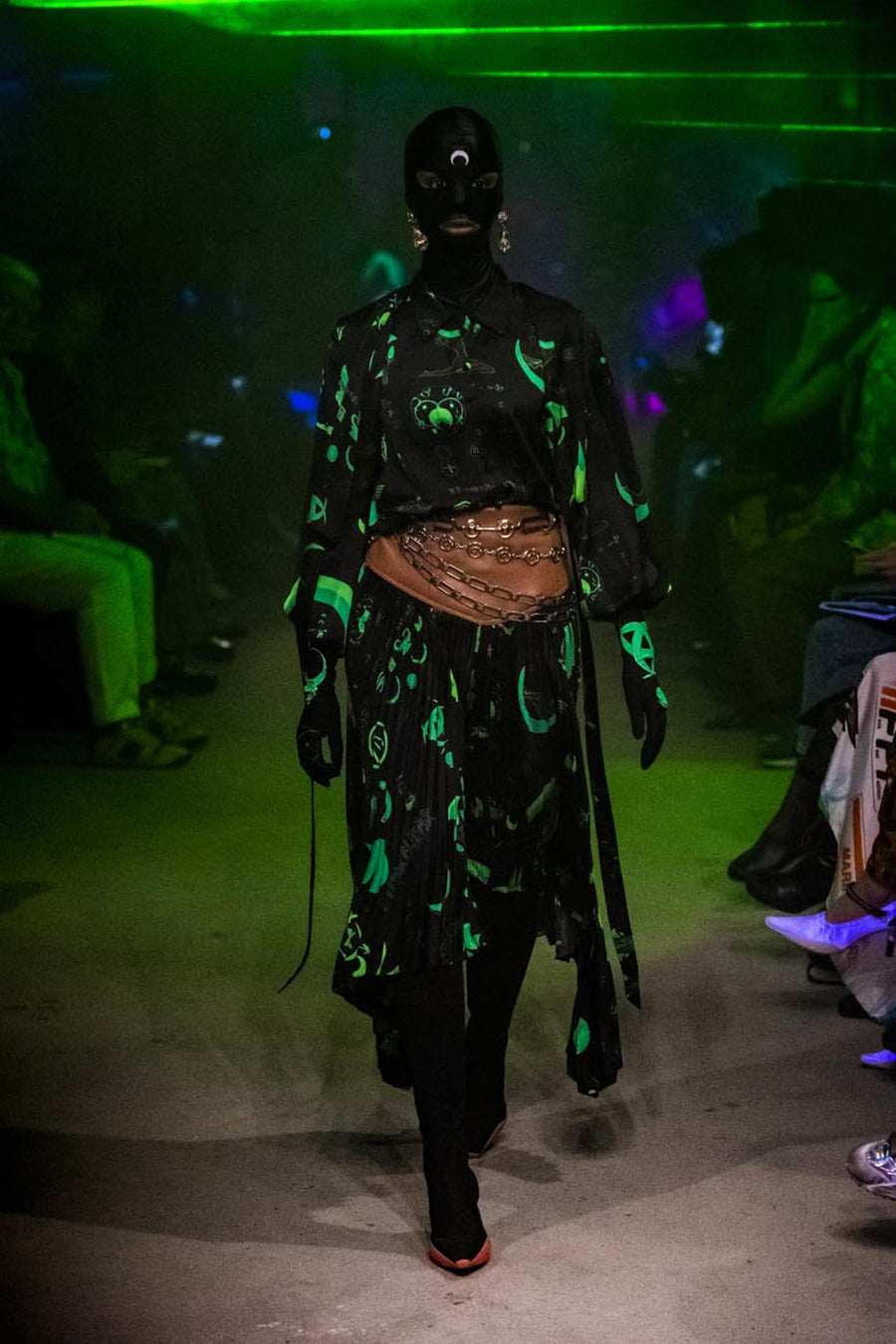 LOOK 11