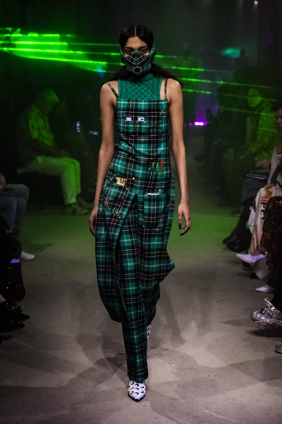 LOOK 13