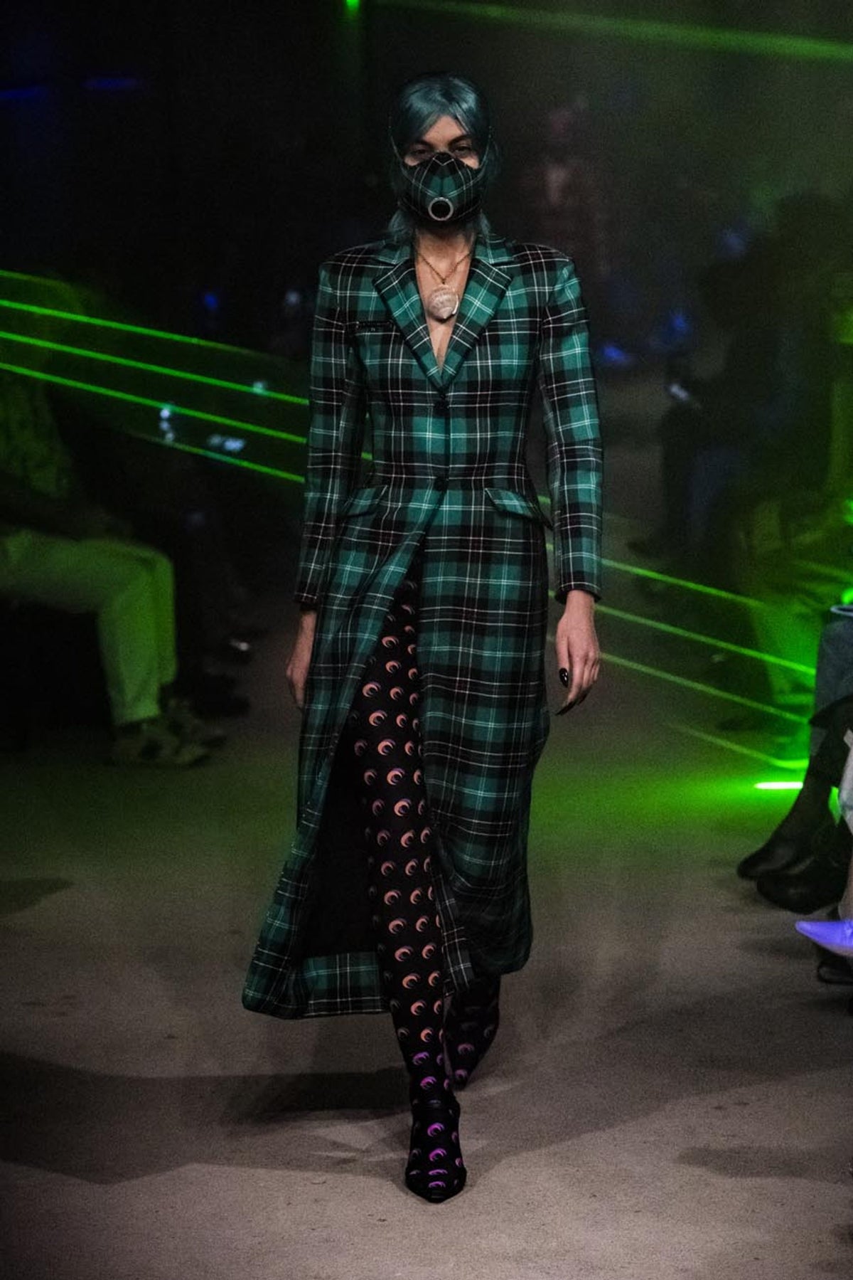 LOOK 14