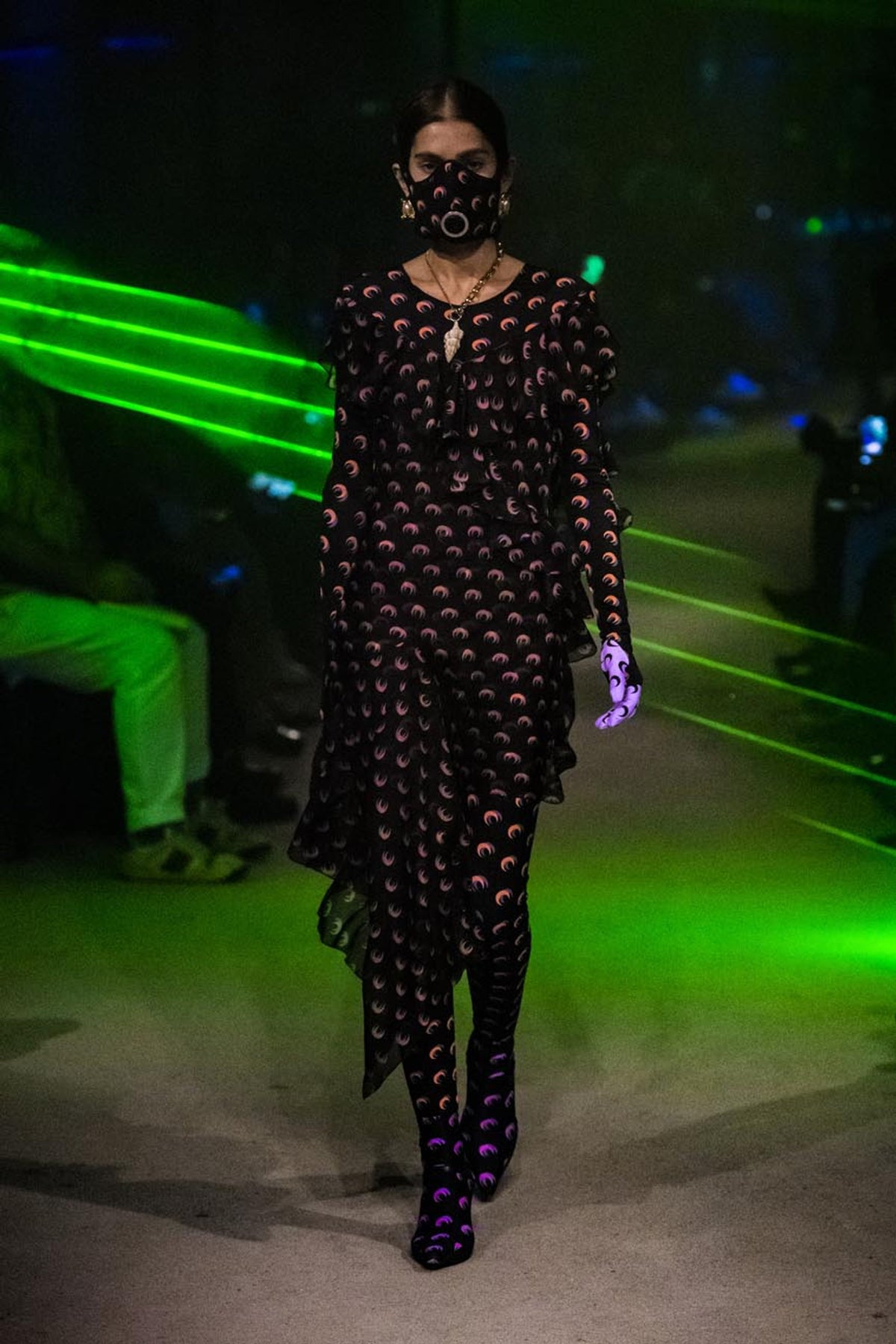 LOOK 17
