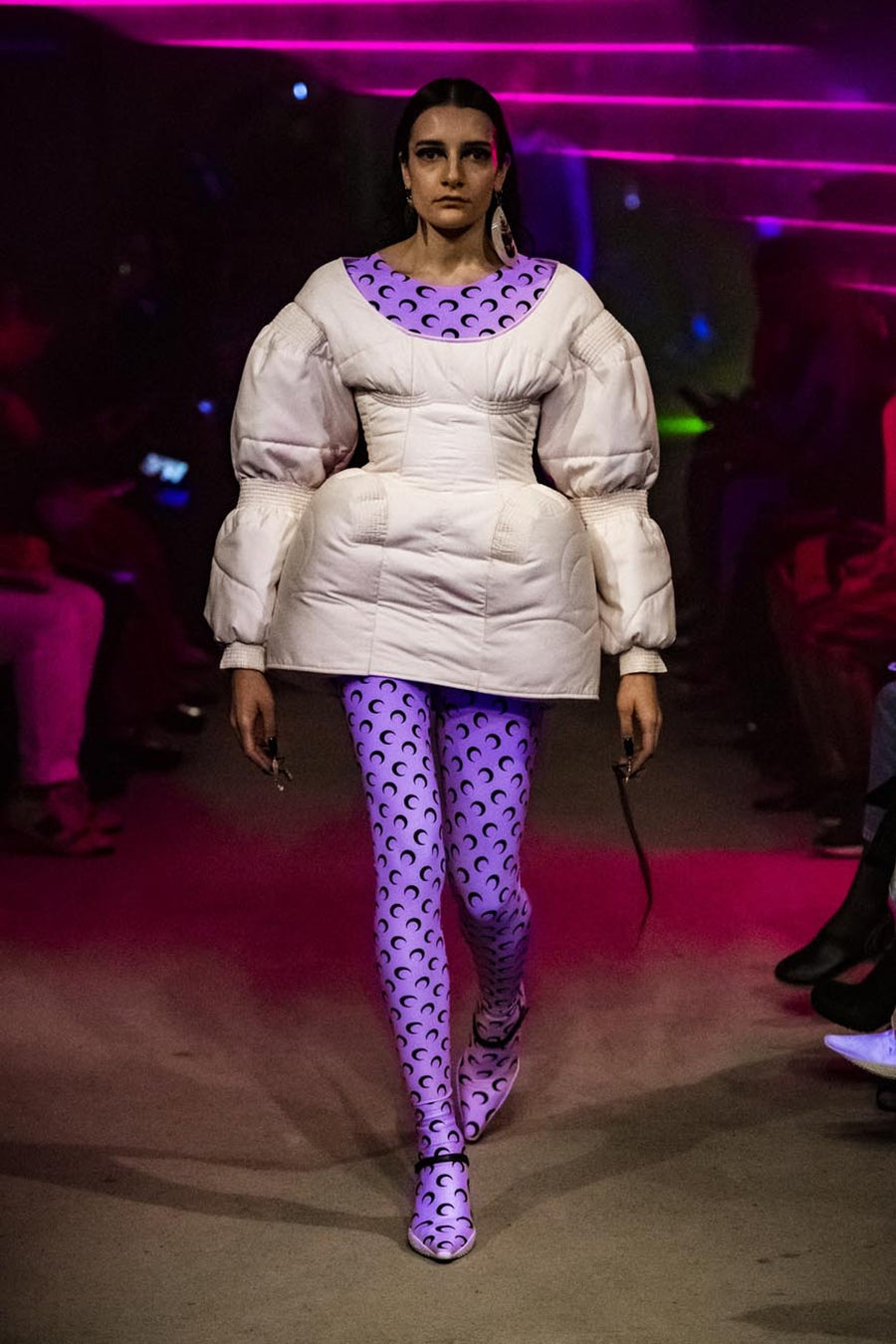 LOOK 21