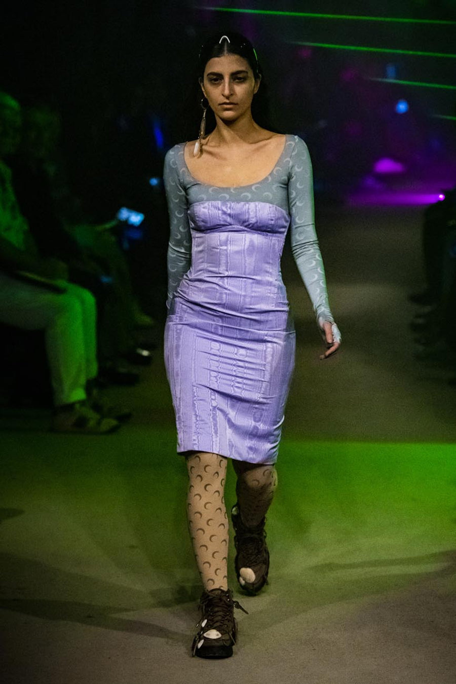 LOOK 24